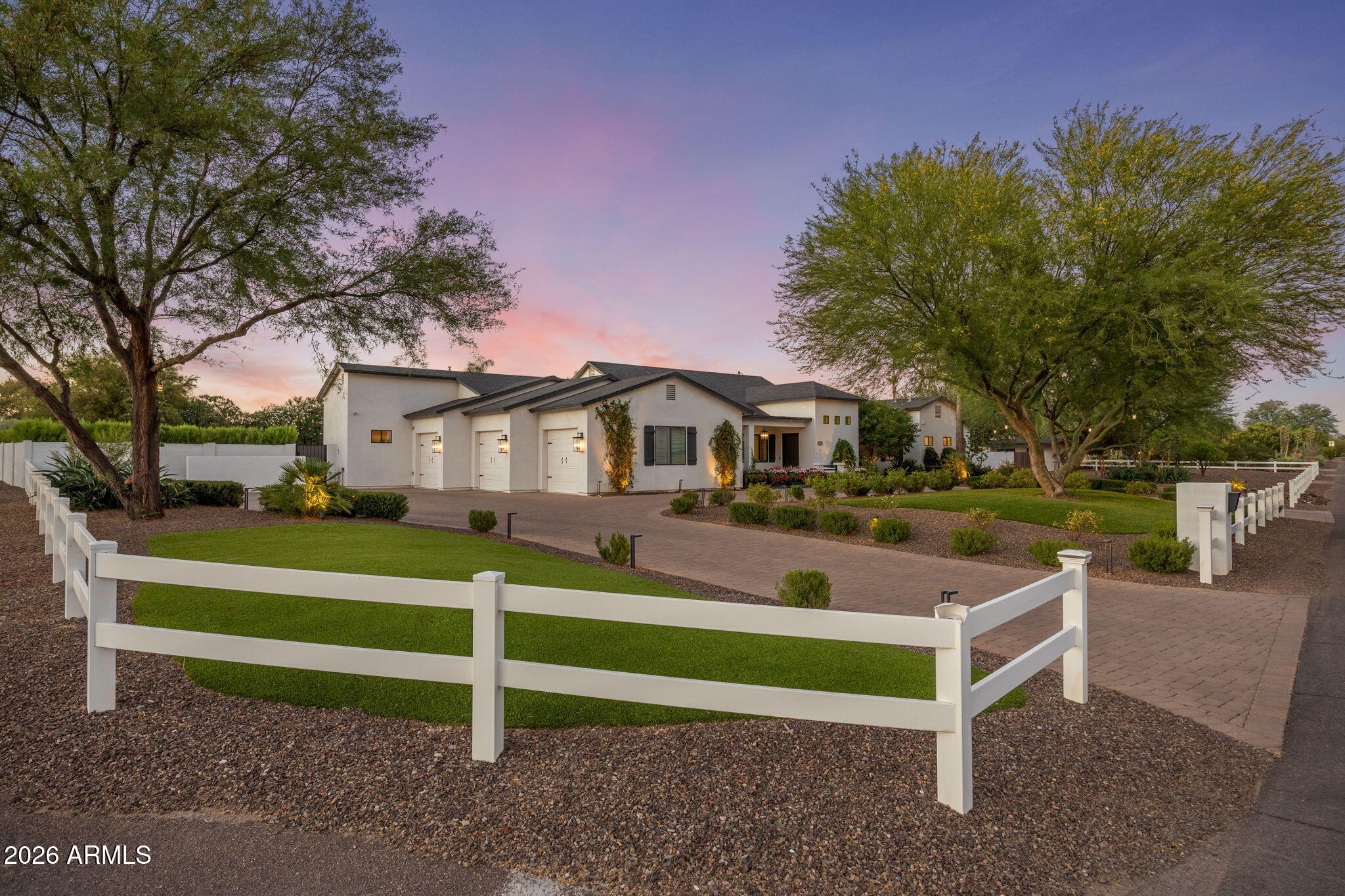 SUNDOWN RANCHOS - Residential