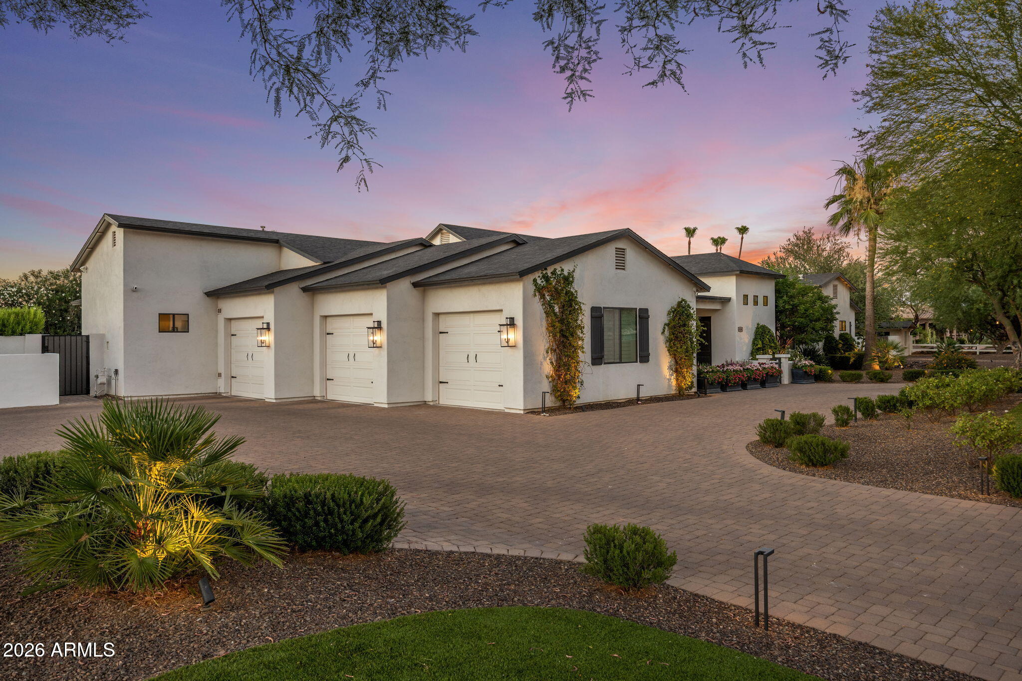 SUNDOWN RANCHOS - Residential