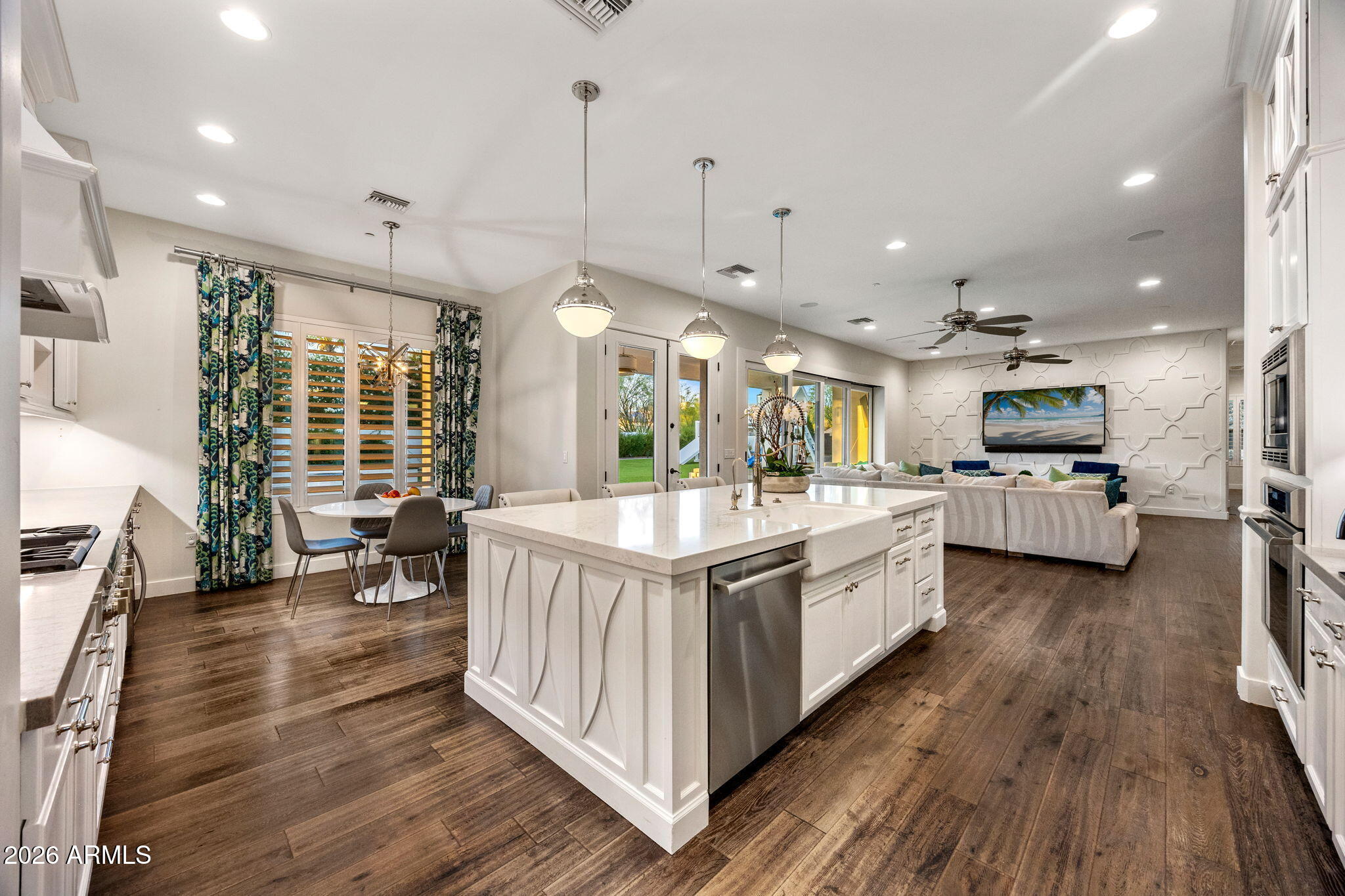 SUNDOWN RANCHOS - Residential