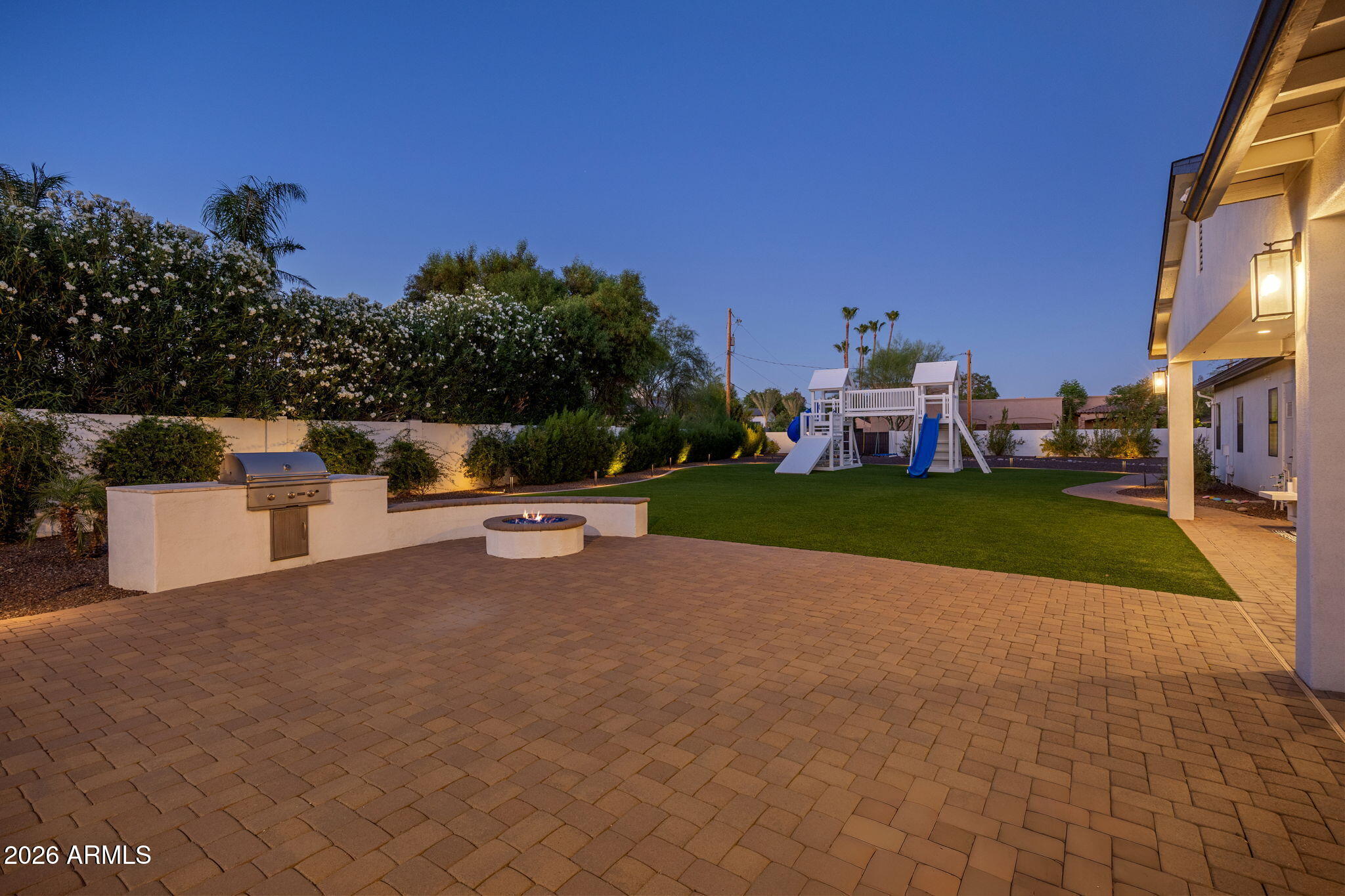 SUNDOWN RANCHOS - Residential