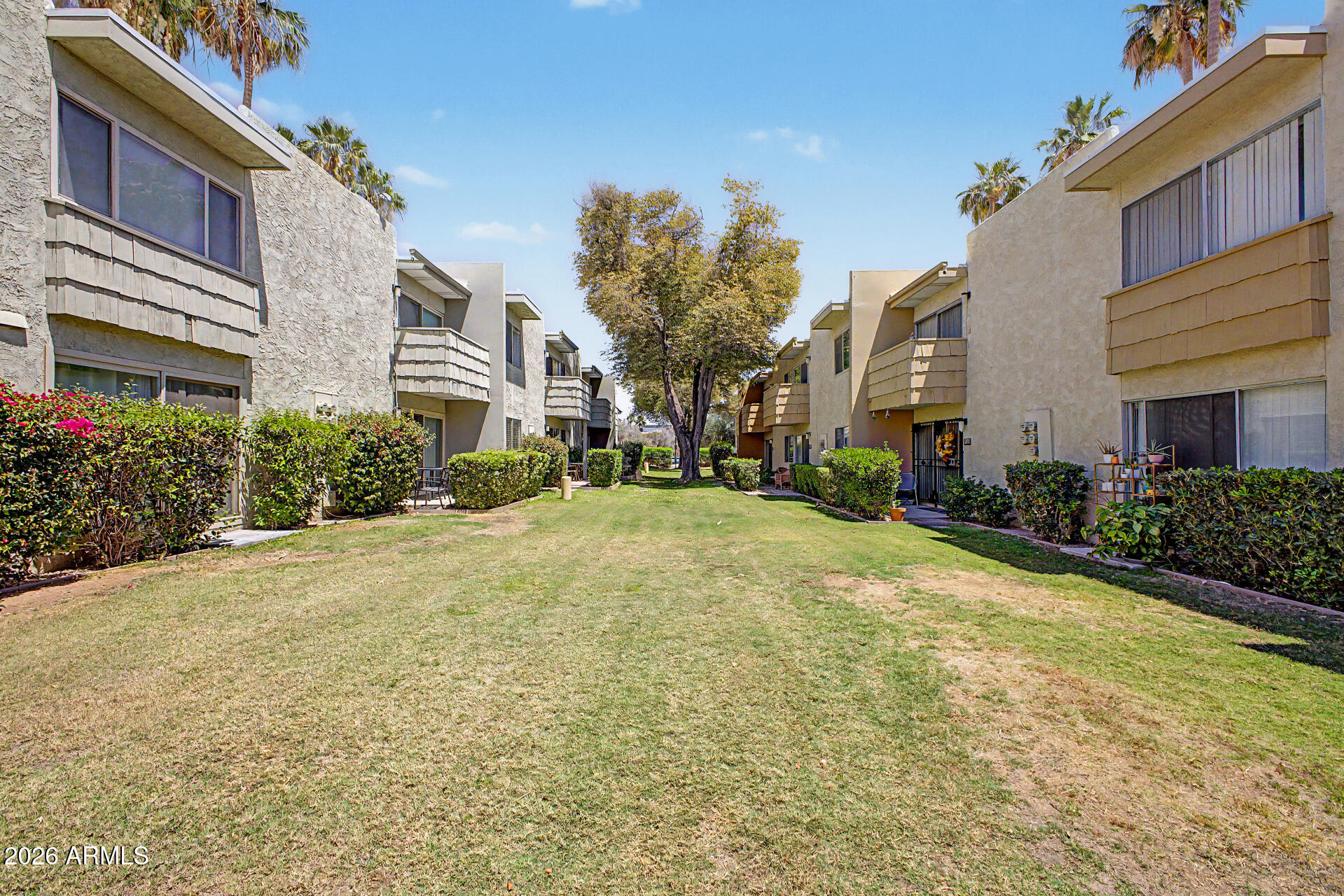 Camelback House - Residential