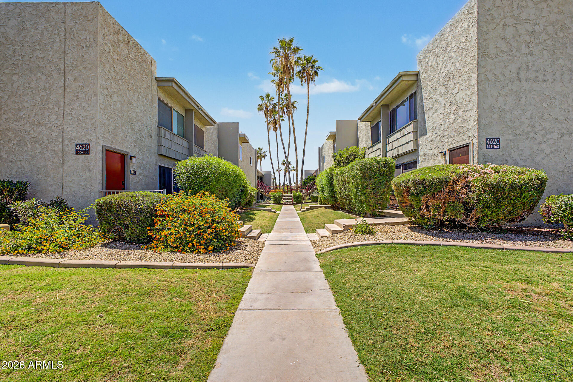 Camelback House - Residential