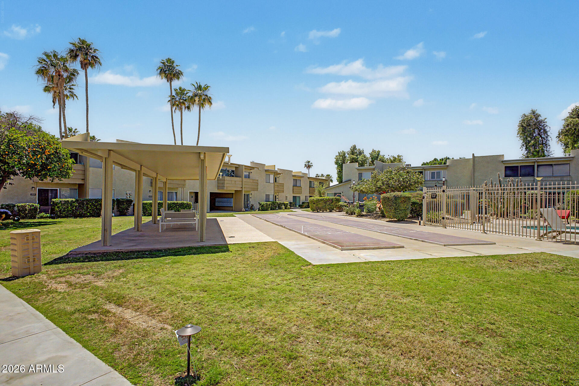 Camelback House - Residential