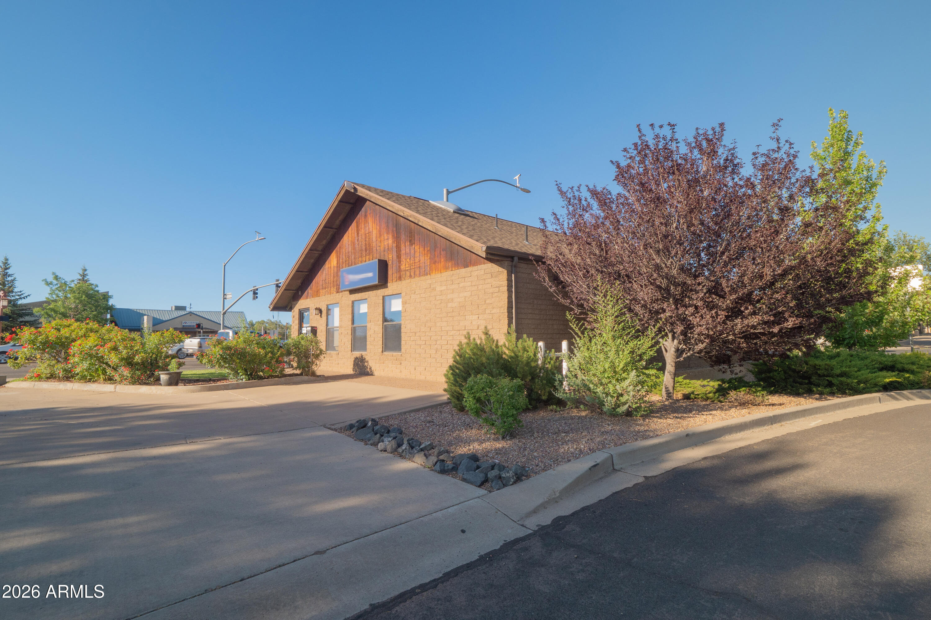 SHOW LOW TOWNSITE - Commercial Sale