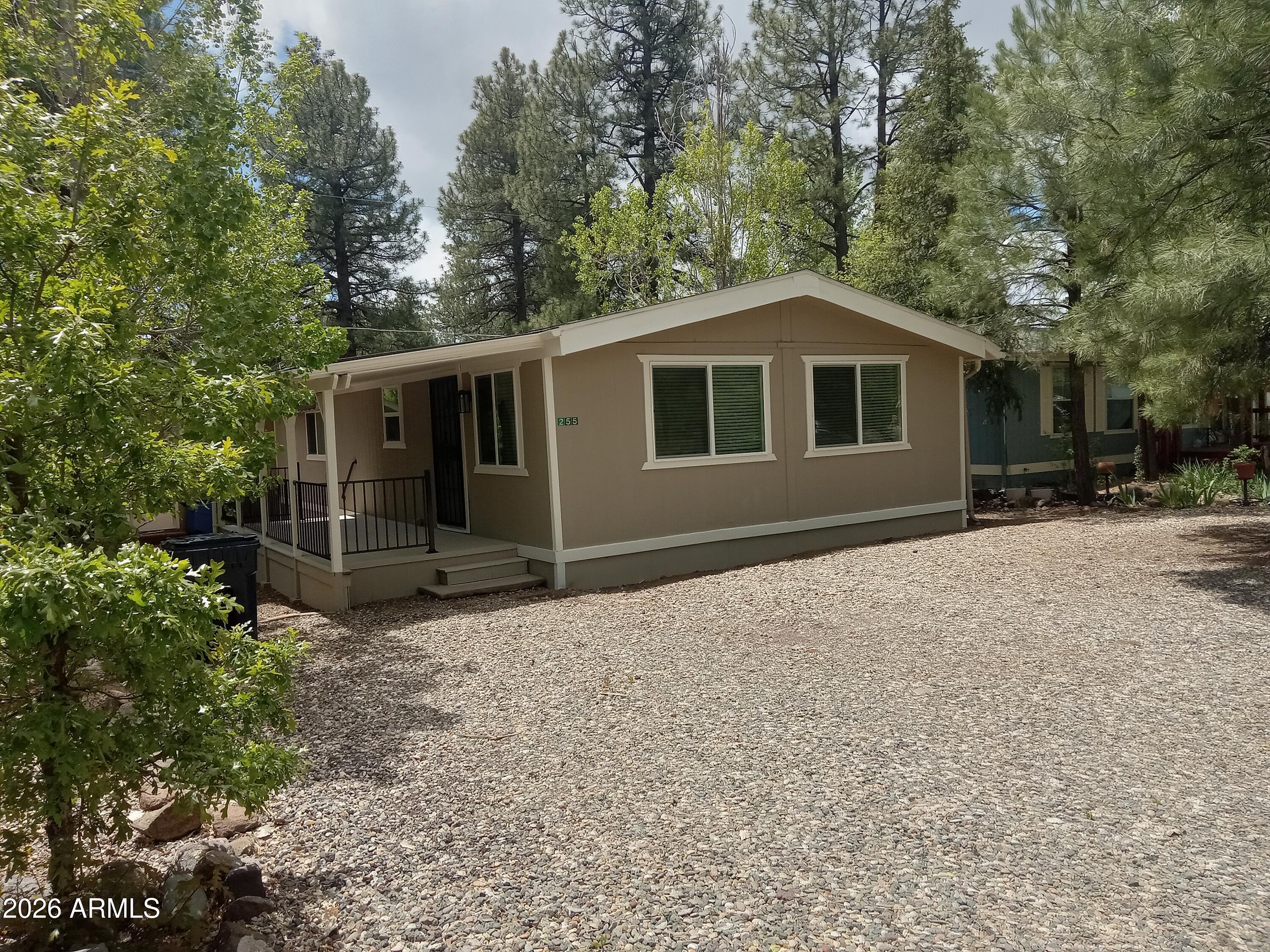 PINEWOOD 7 - Residential