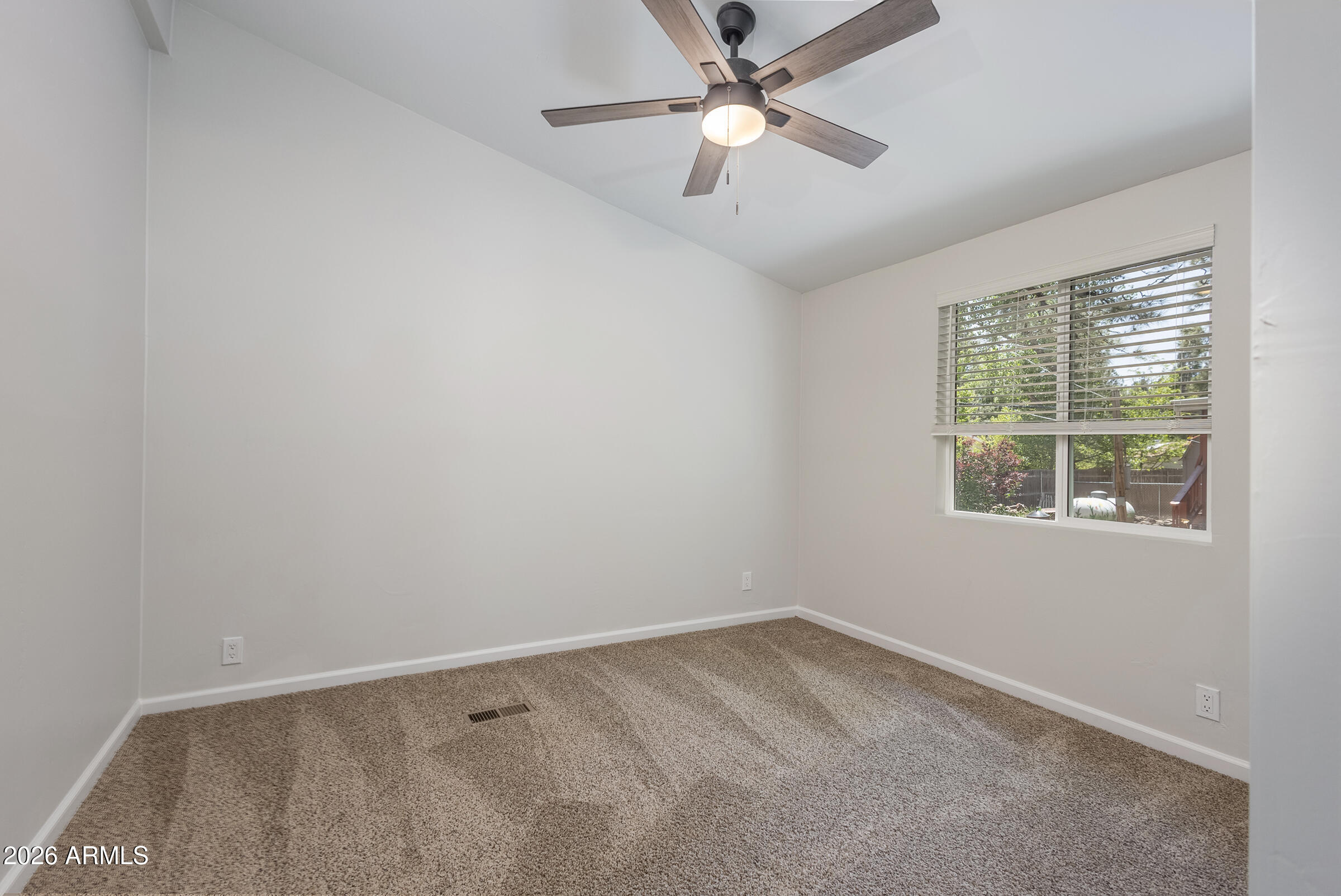PINEWOOD 7 - Residential