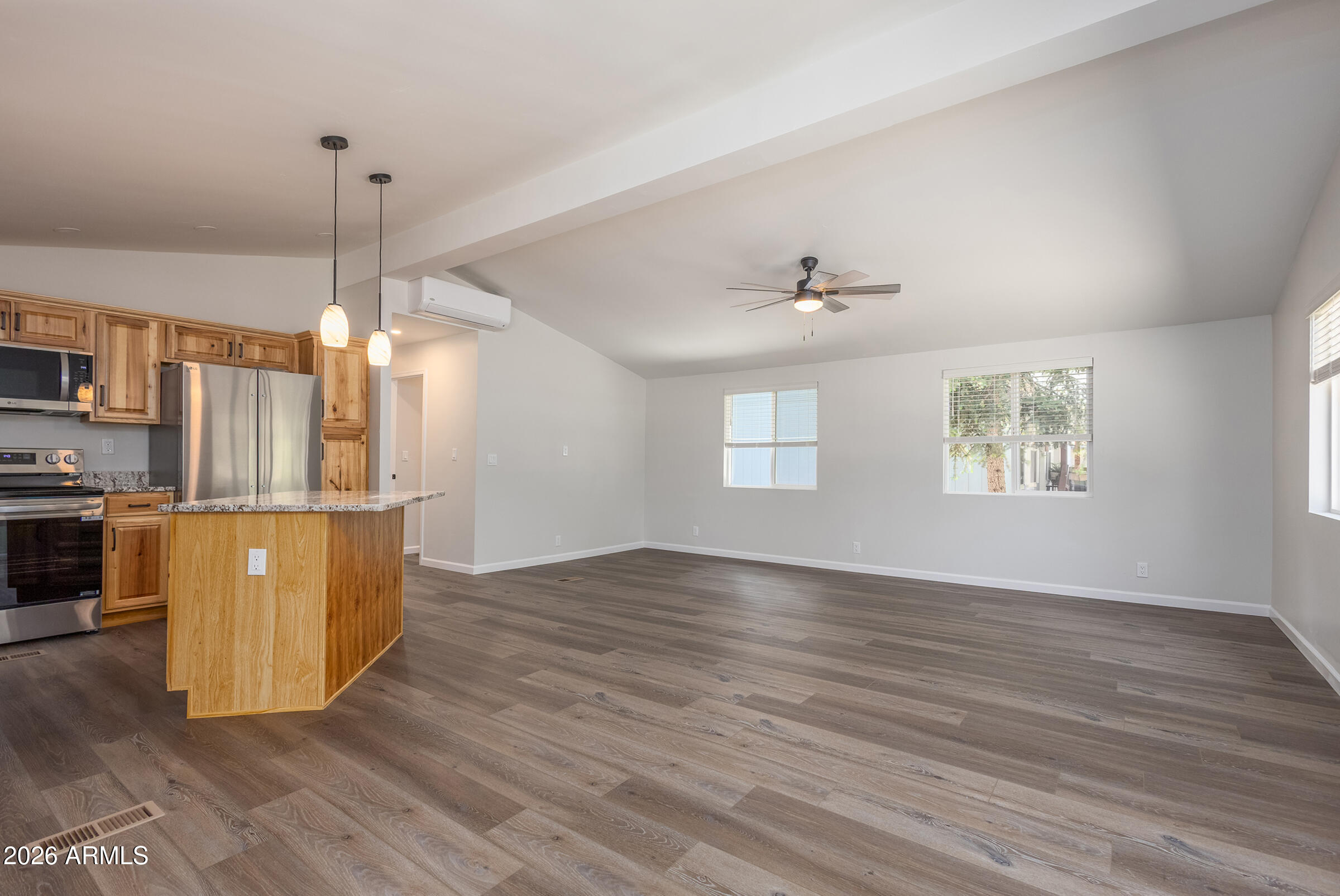 PINEWOOD 7 - Residential