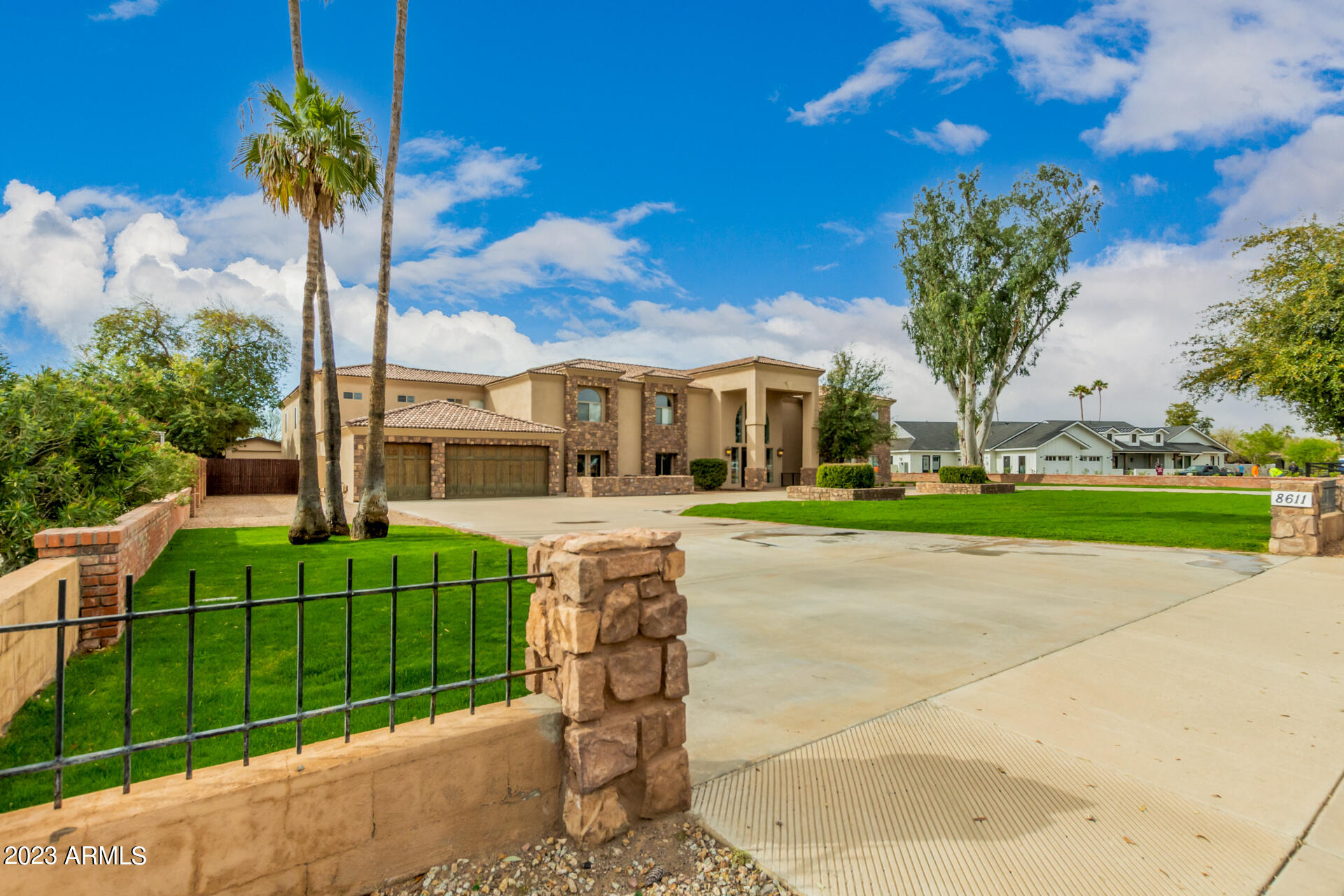 SUNDOWN RANCHOS 2 - Residential