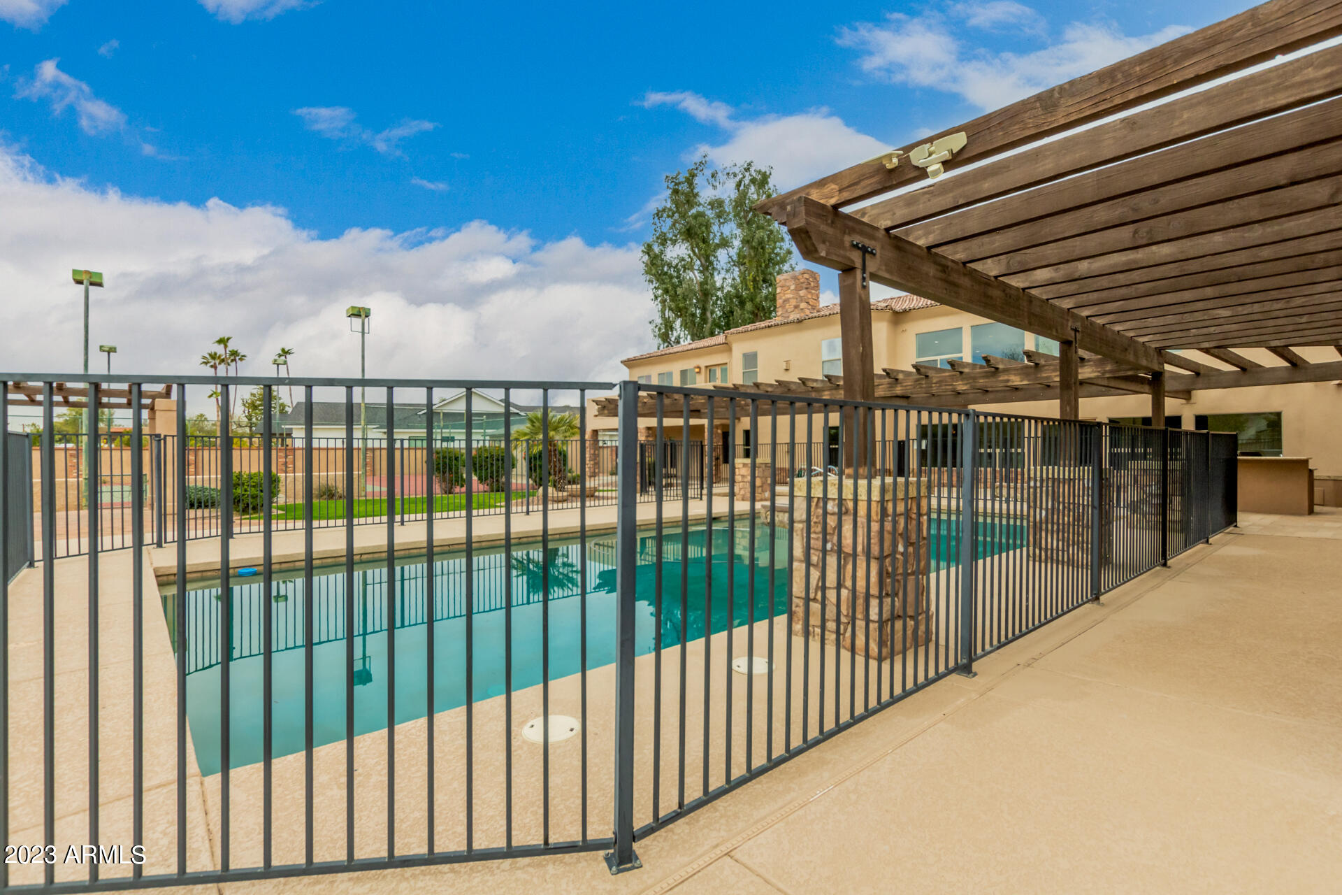 SUNDOWN RANCHOS 2 - Residential