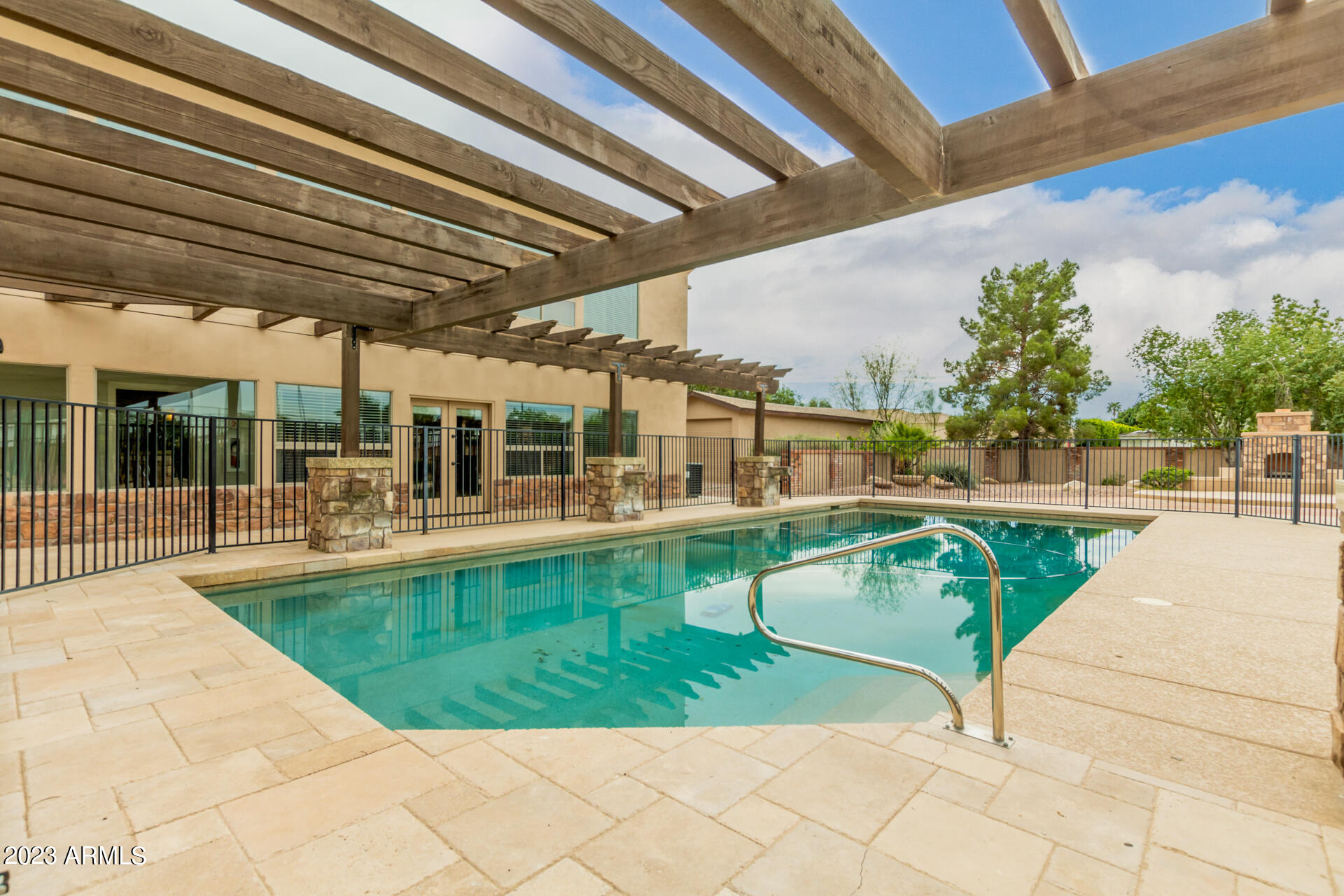 SUNDOWN RANCHOS 2 - Residential