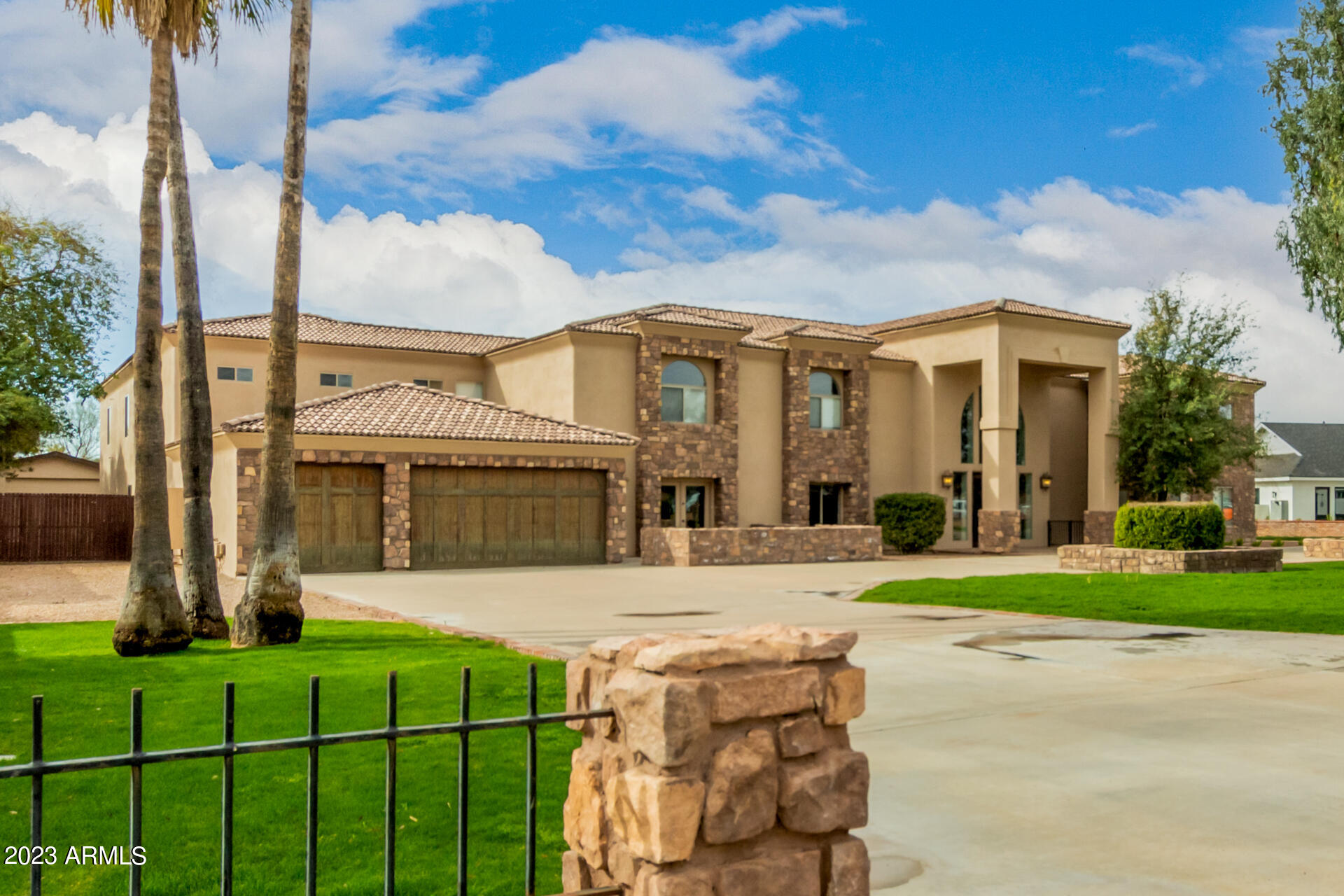 SUNDOWN RANCHOS 2 - Residential