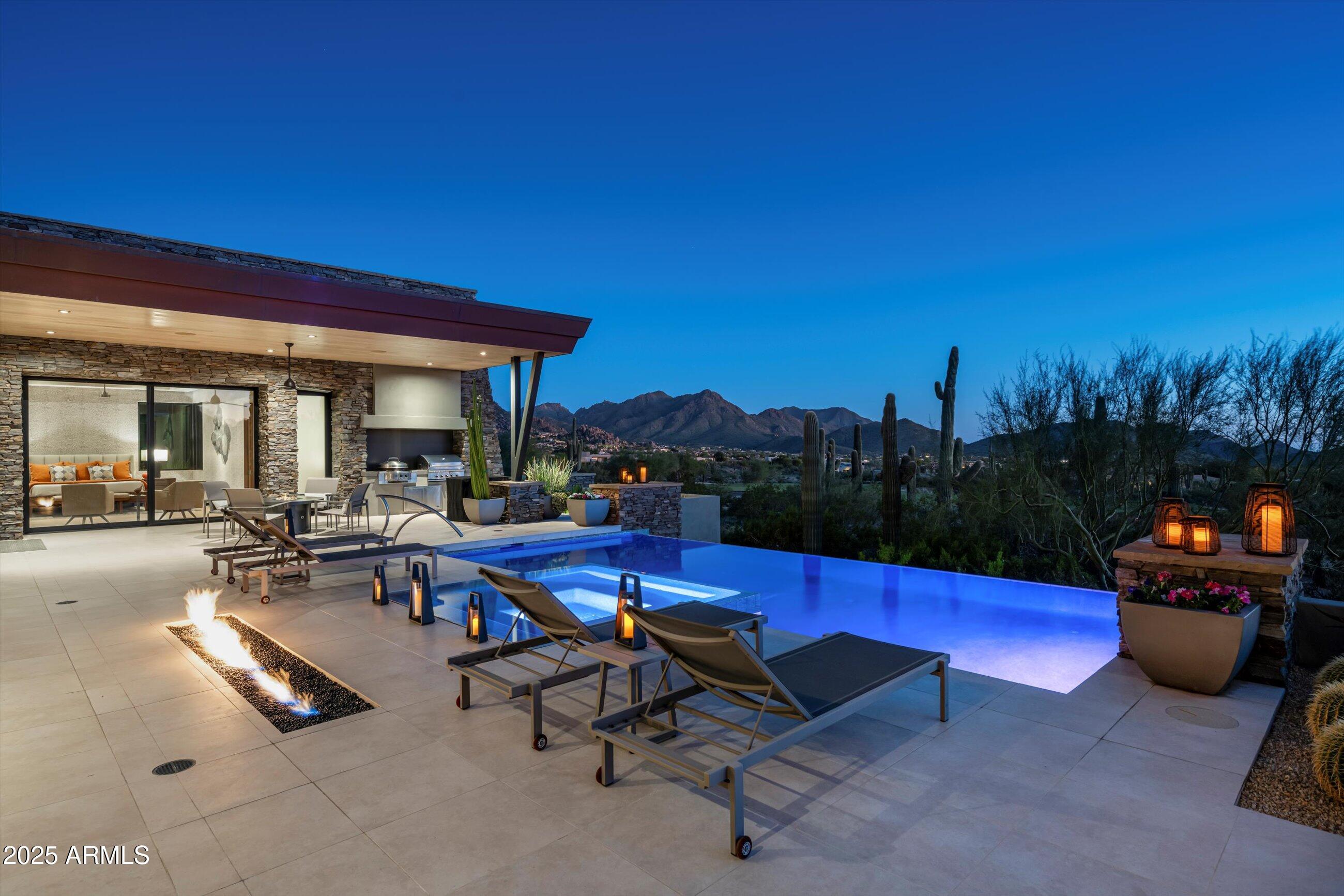 DESERT HIGHLANDS - Residential