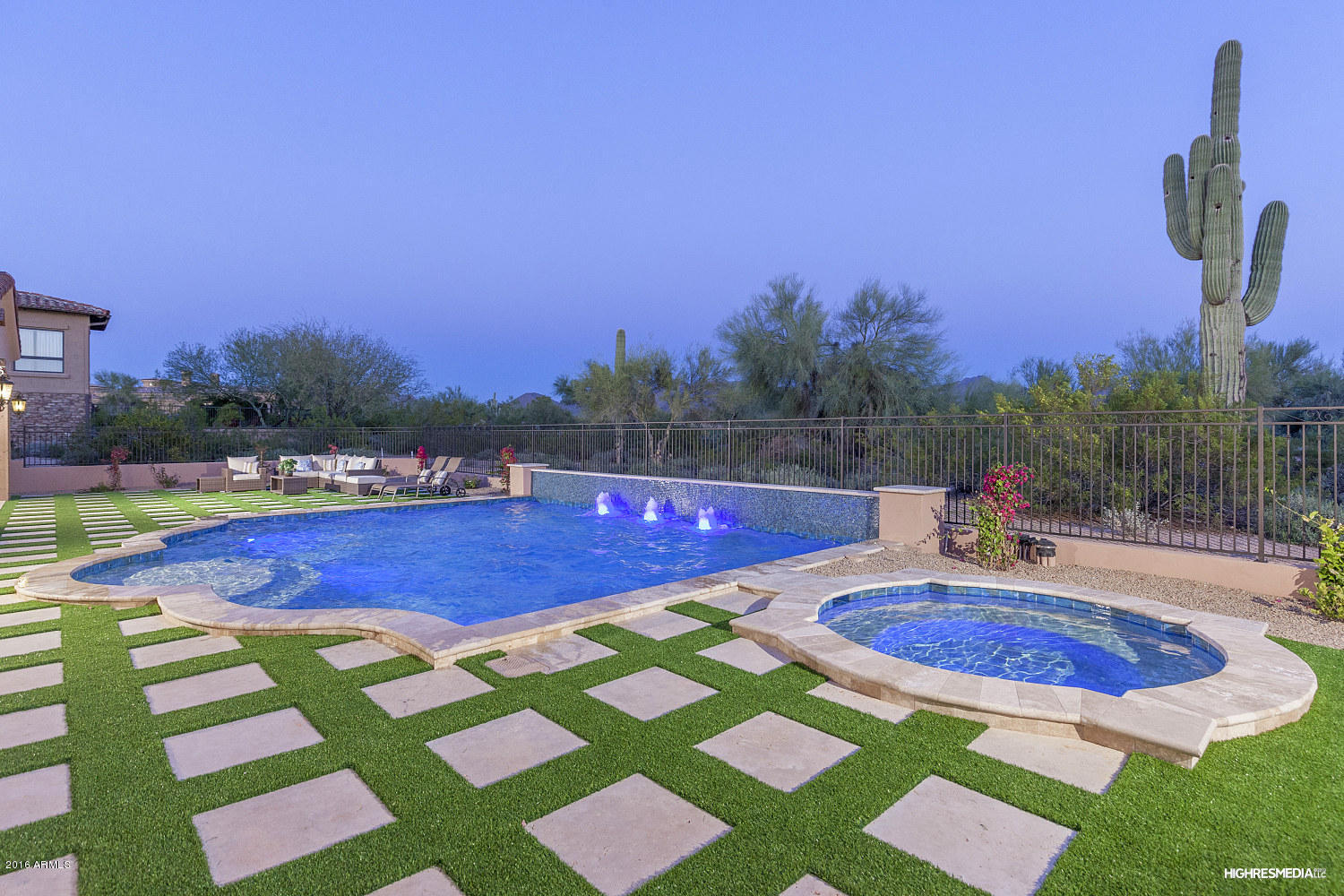 GRAYHAWK - Residential