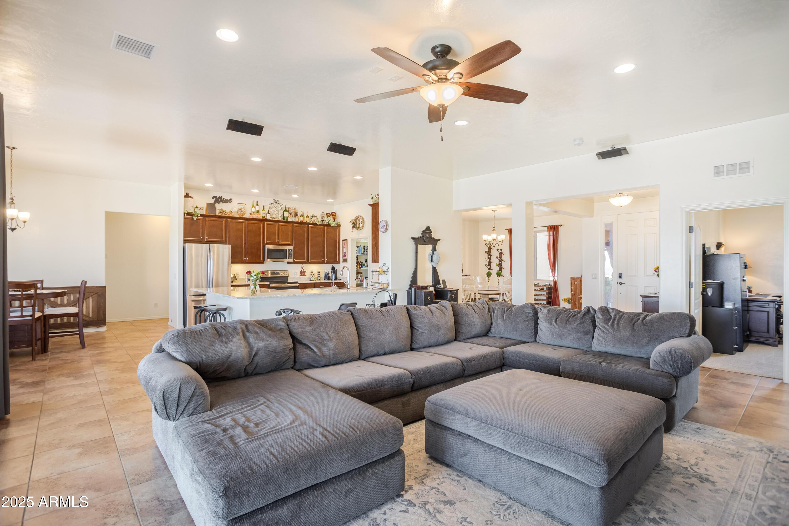 WILD HORSE 2 - Residential