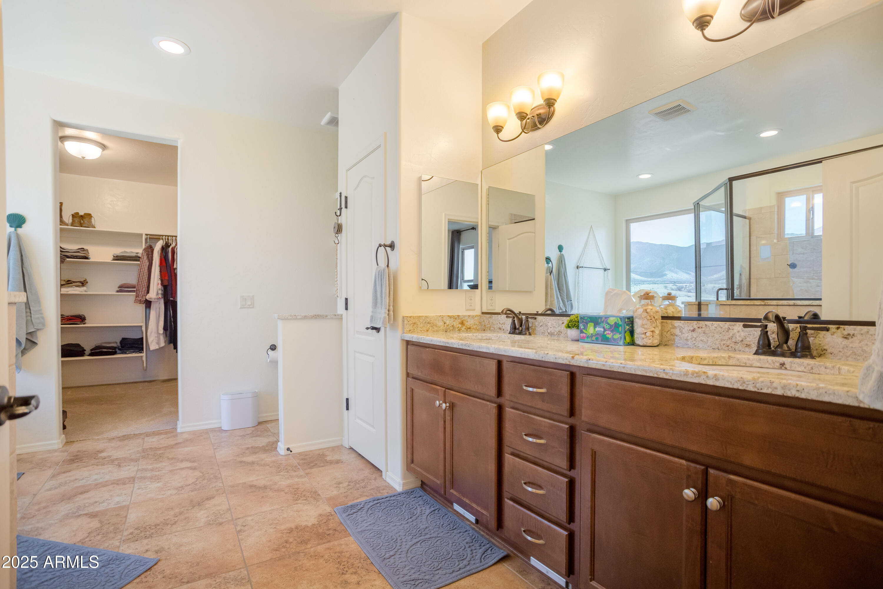 WILD HORSE 2 - Residential