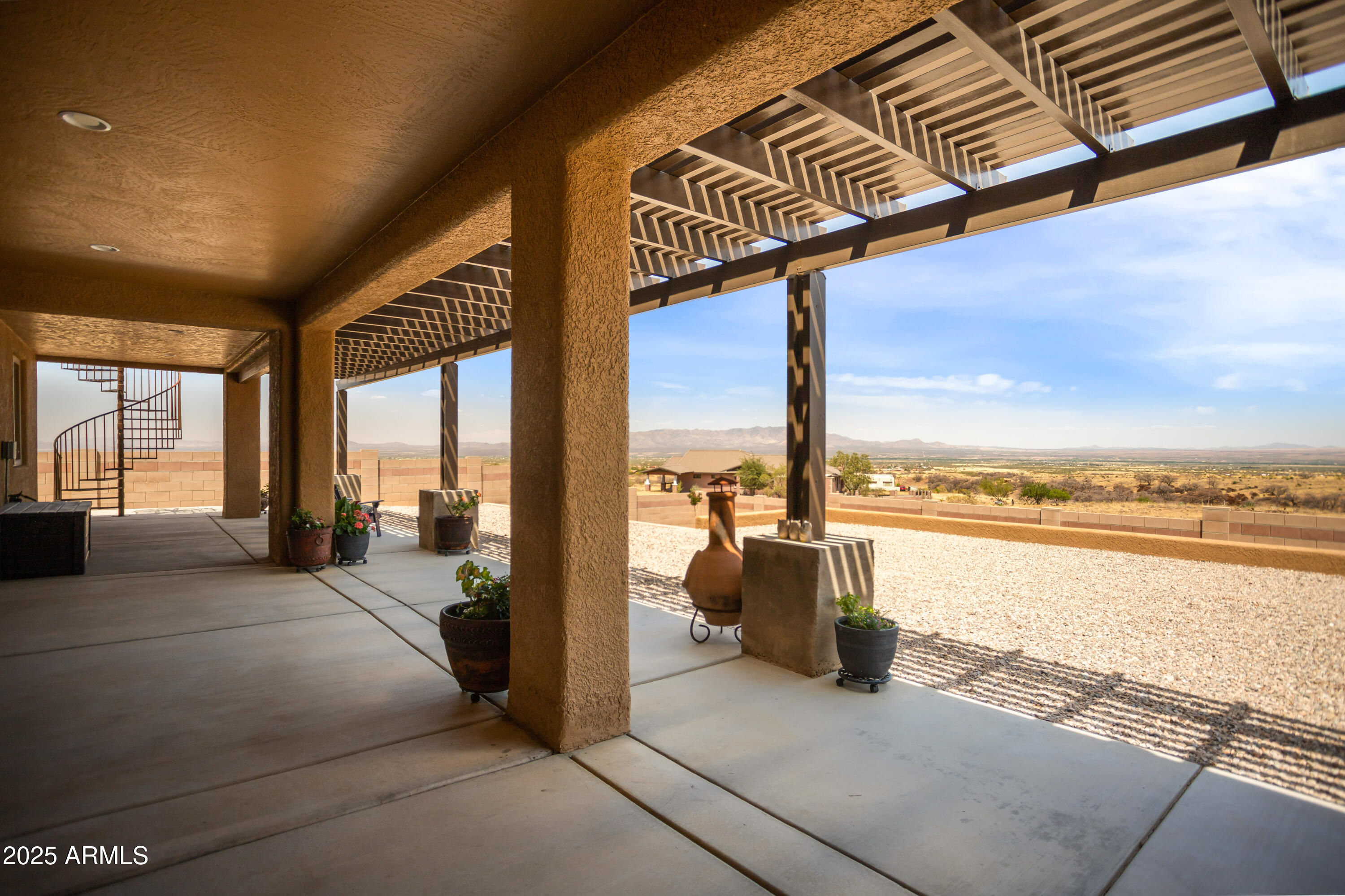WILD HORSE 2 - Residential