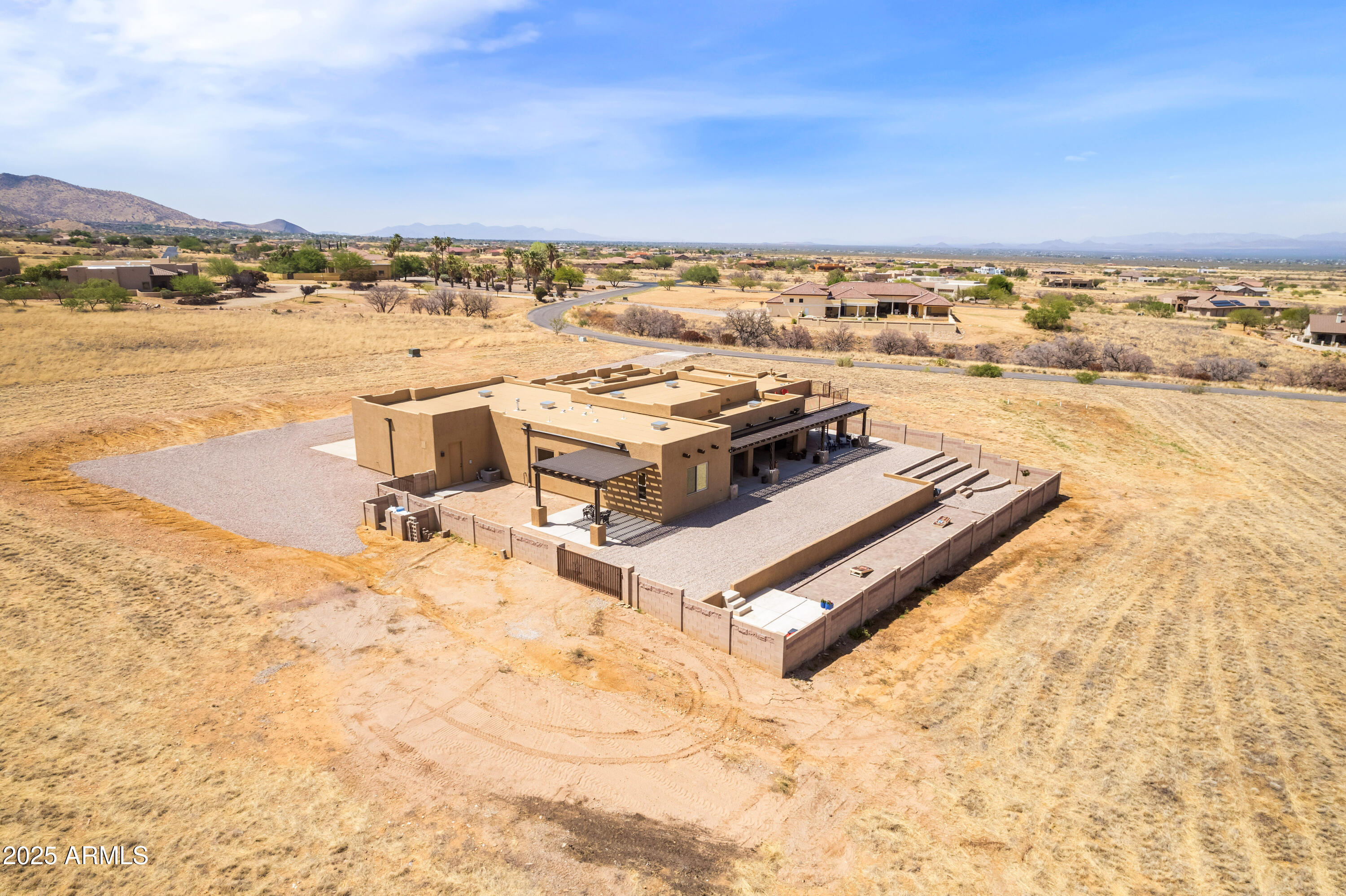 WILD HORSE 2 - Residential