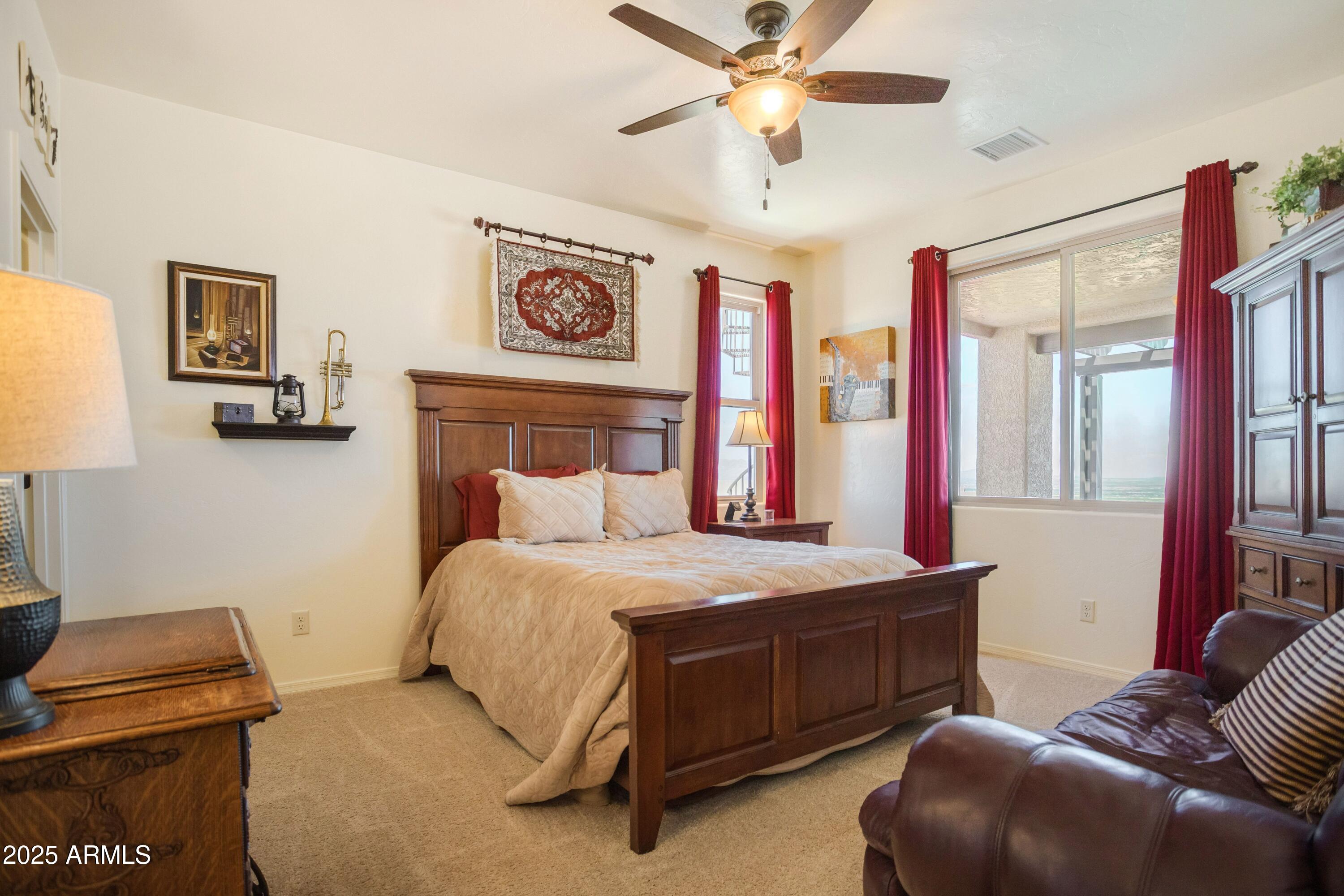 WILD HORSE 2 - Residential