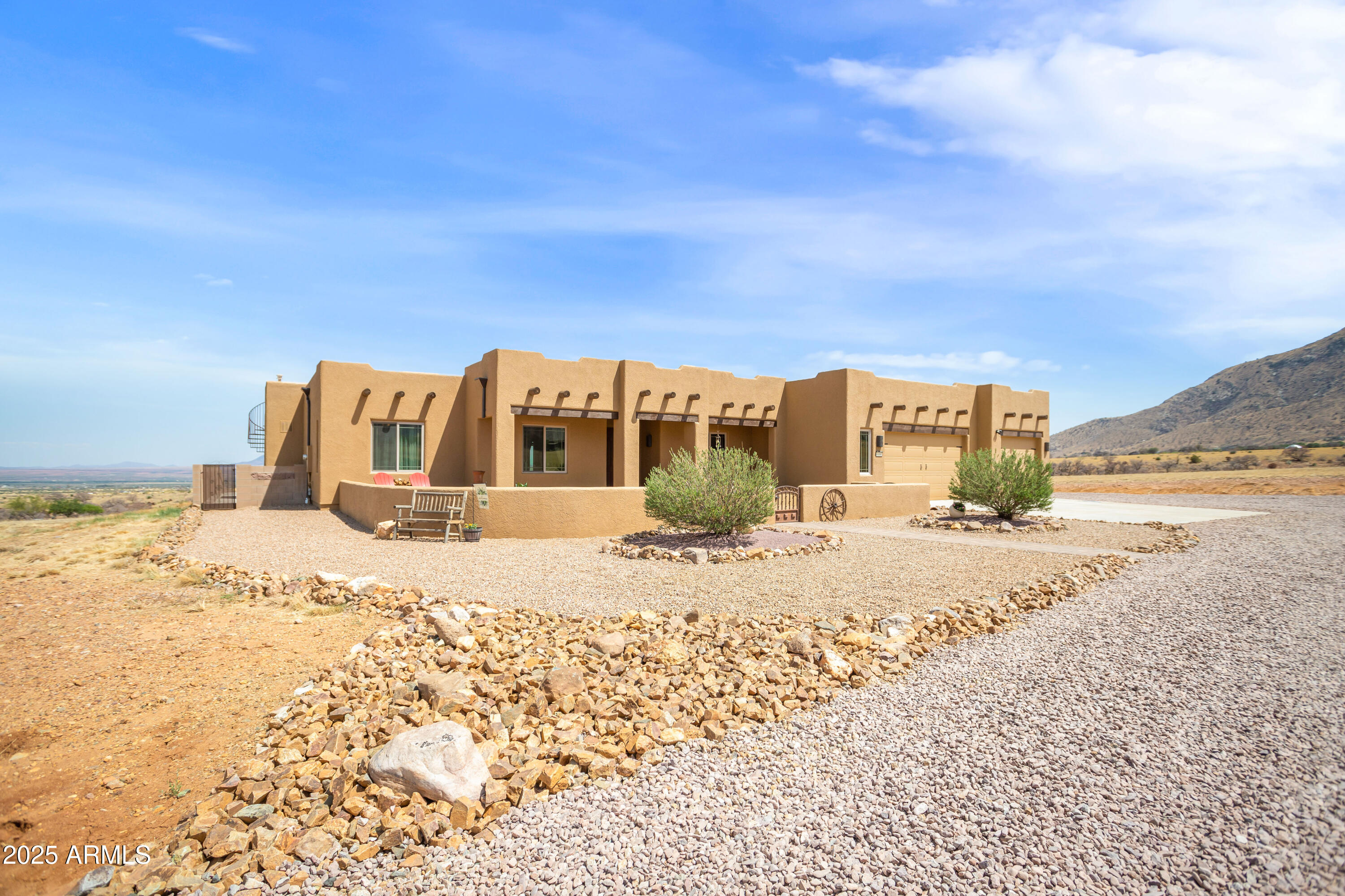 WILD HORSE 2 - Residential