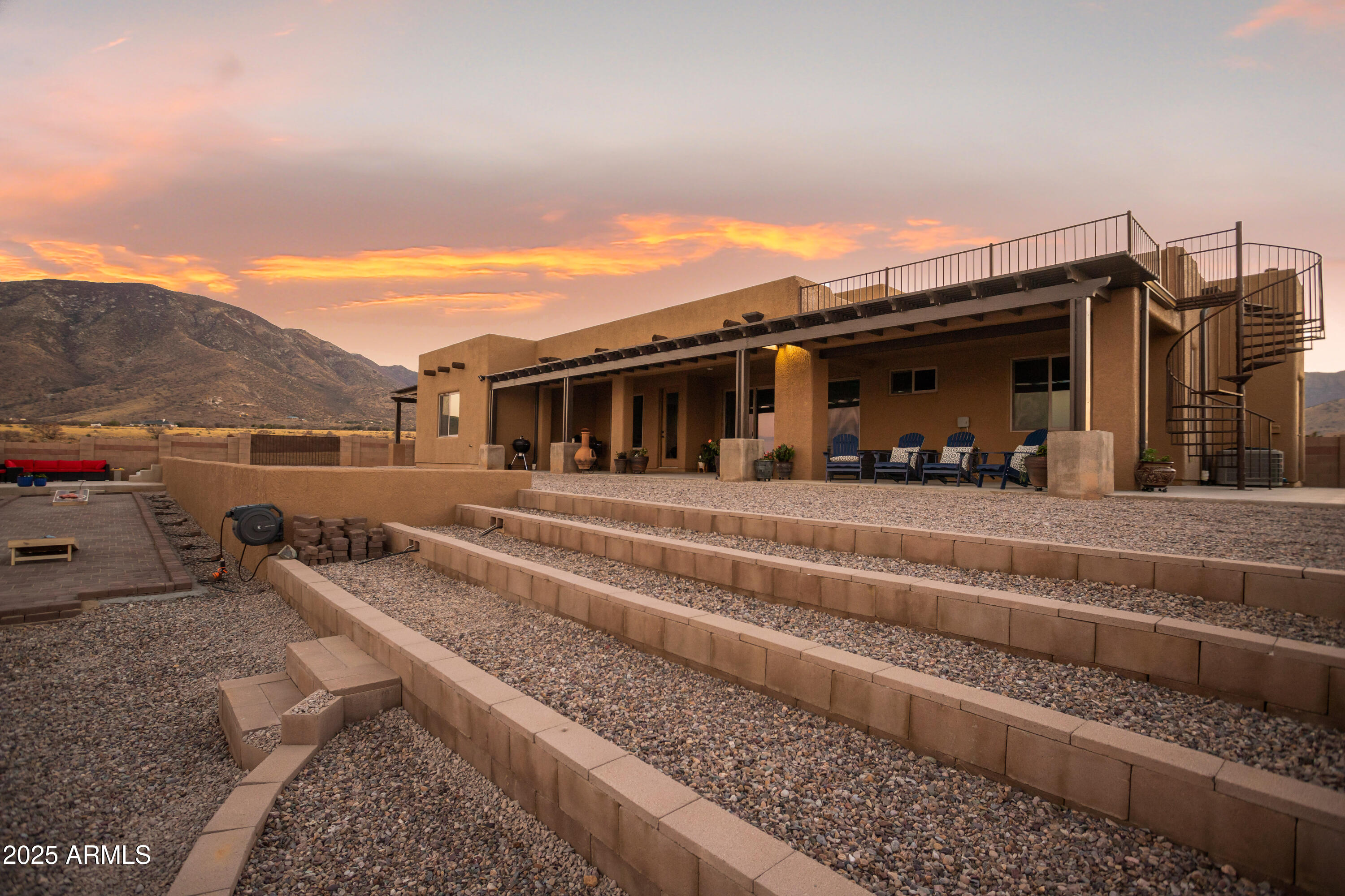 WILD HORSE 2 - Residential