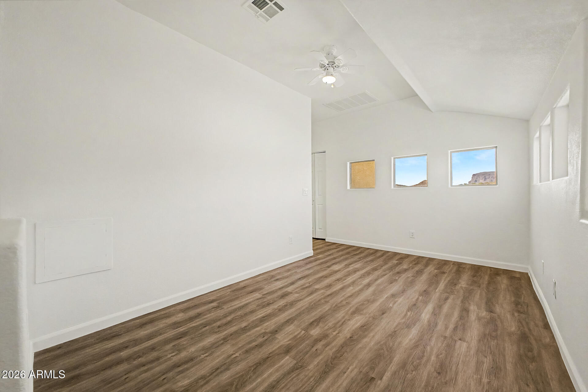 VISTA POINT - Residential