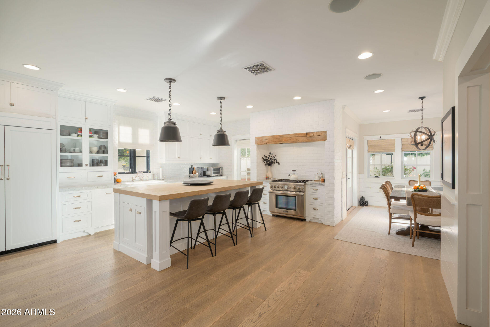 ARGYLE CIRCLE - Residential