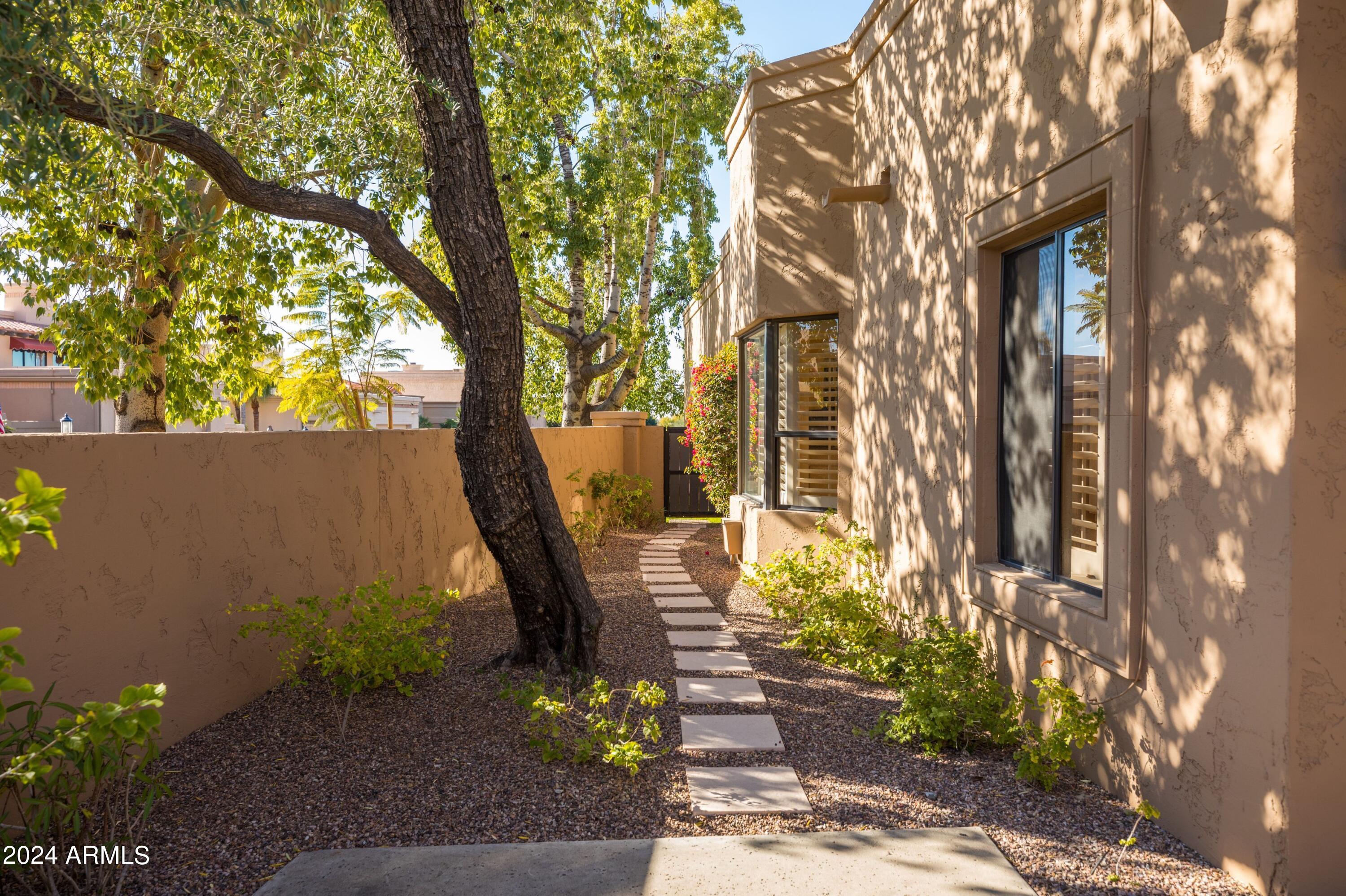 LA VIDA - Residential