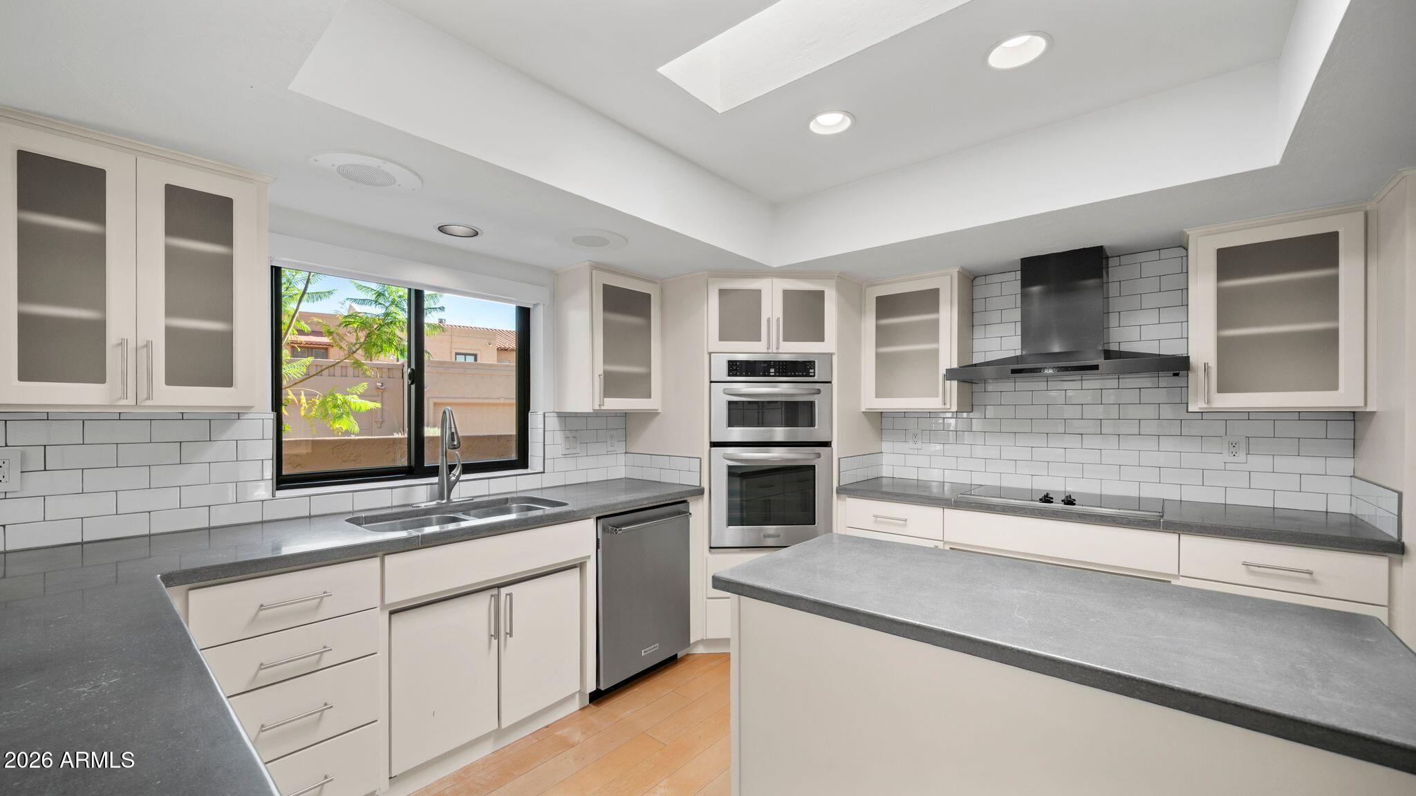 LA VIDA - Residential