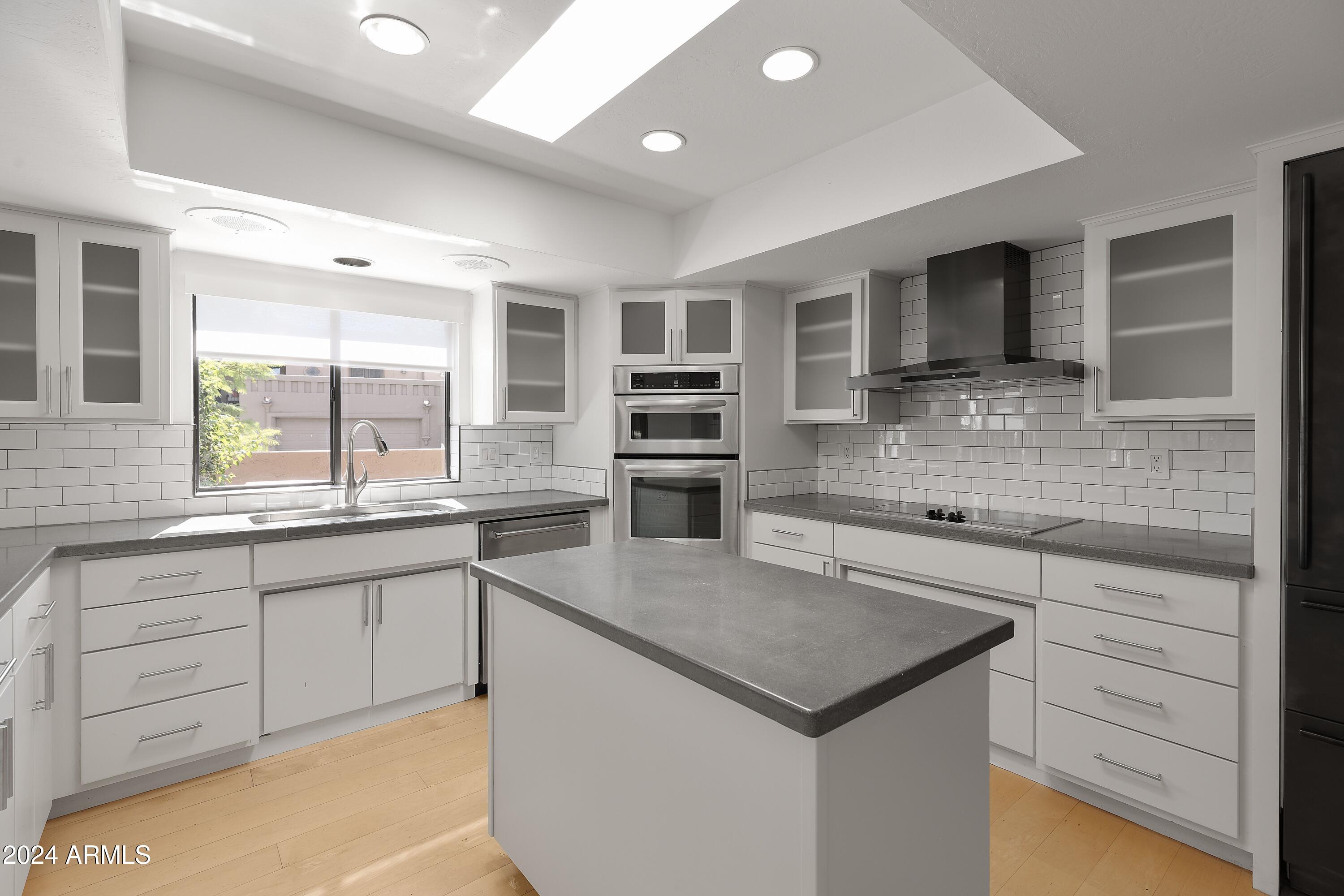 LA VIDA - Residential