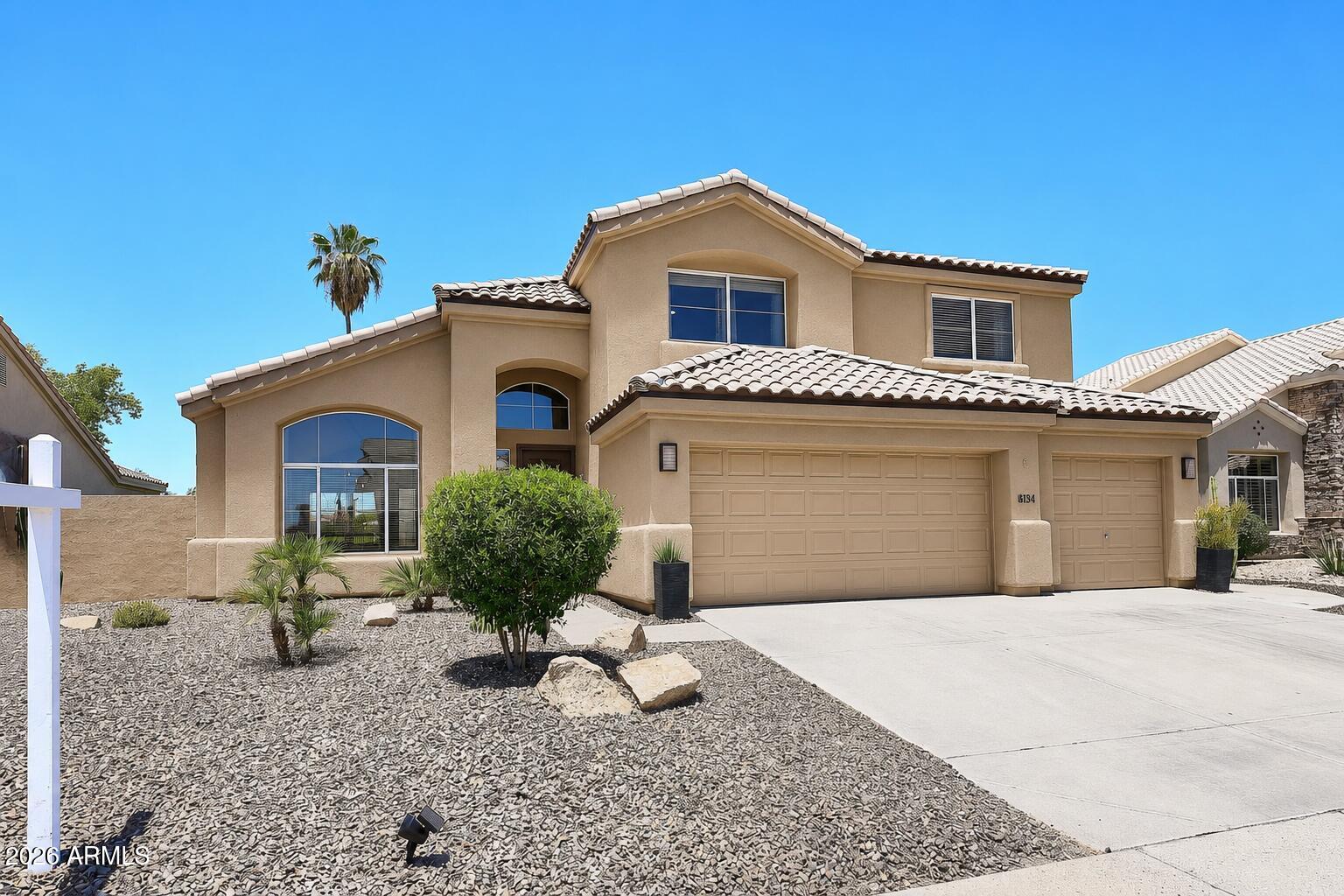CAMELOT VIEWS - Residential