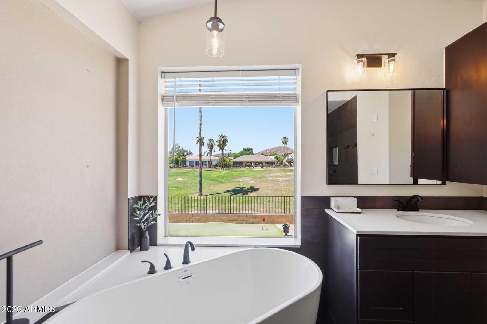 CAMELOT VIEWS - Residential