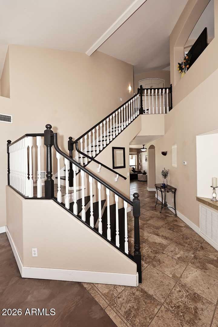 CAMELOT VIEWS - Residential
