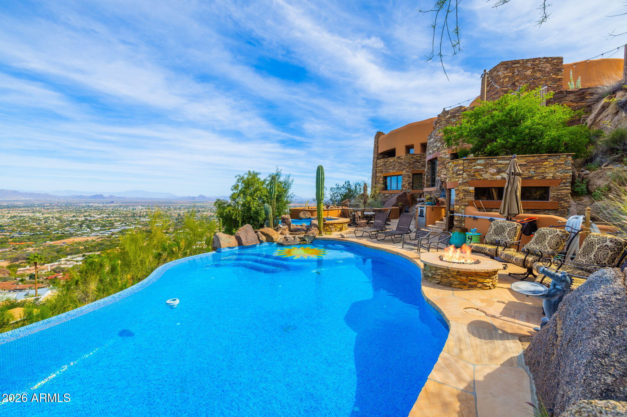 Camelback Mountain Views - Residential