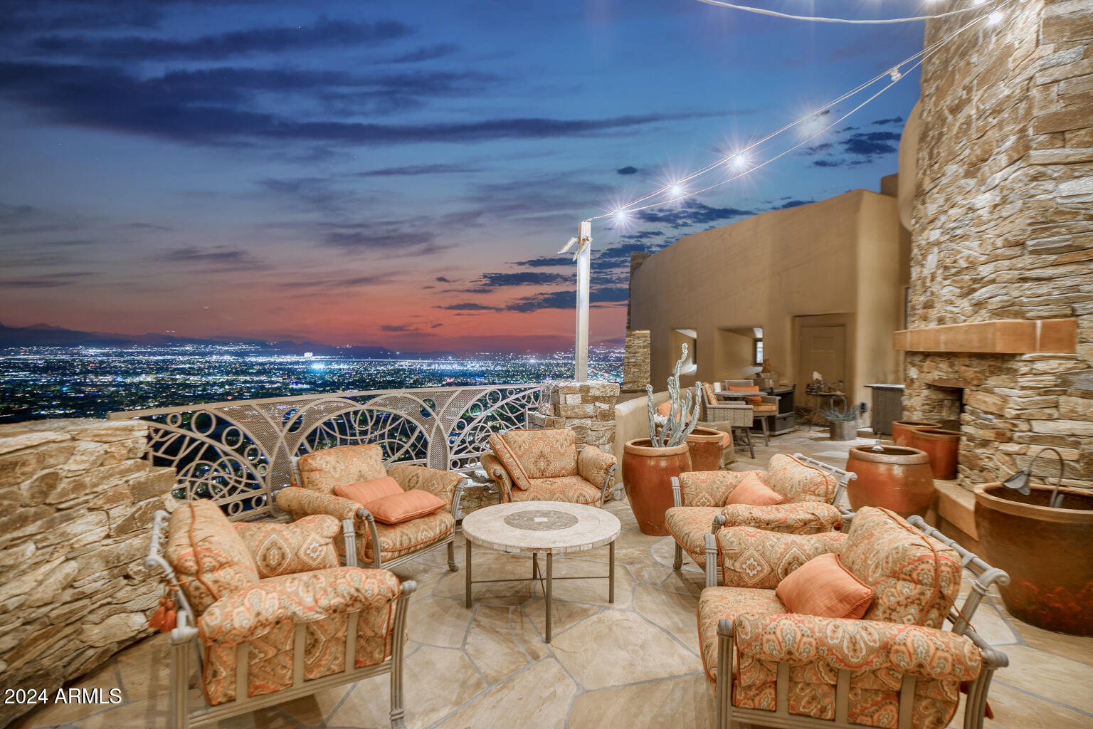 Camelback Mountain Views - Residential