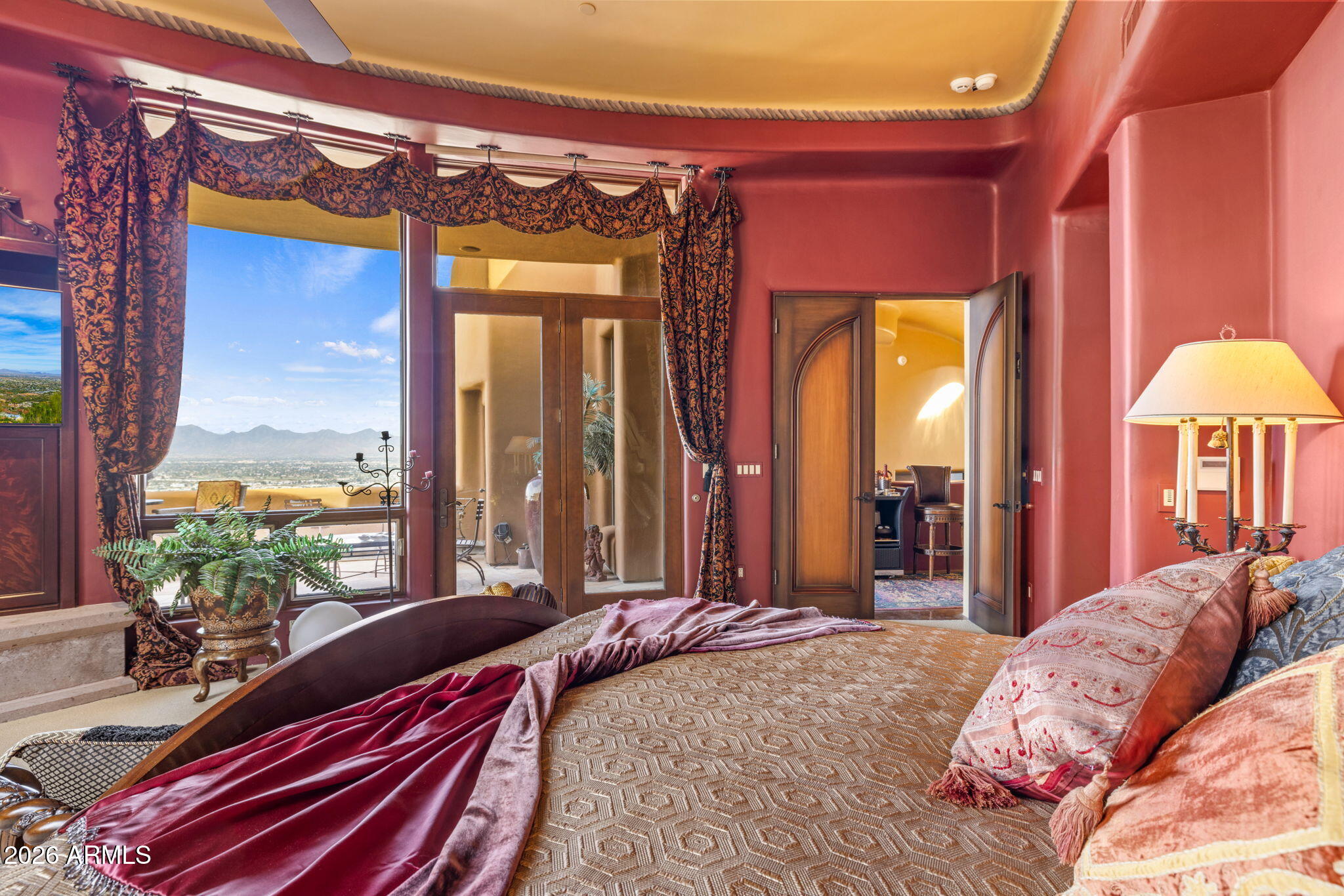 Camelback Mountain Views - Residential