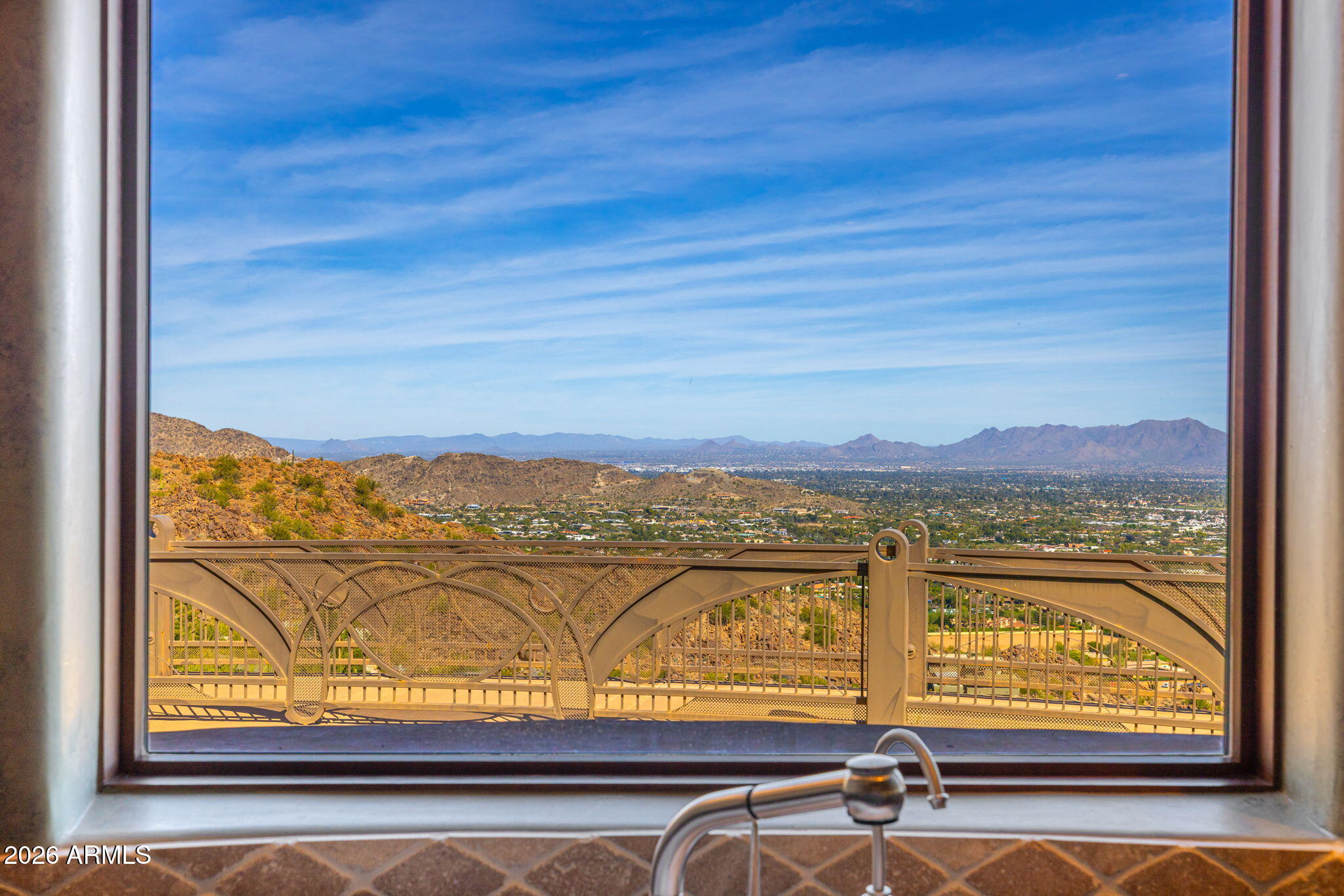 Camelback Mountain Views - Residential