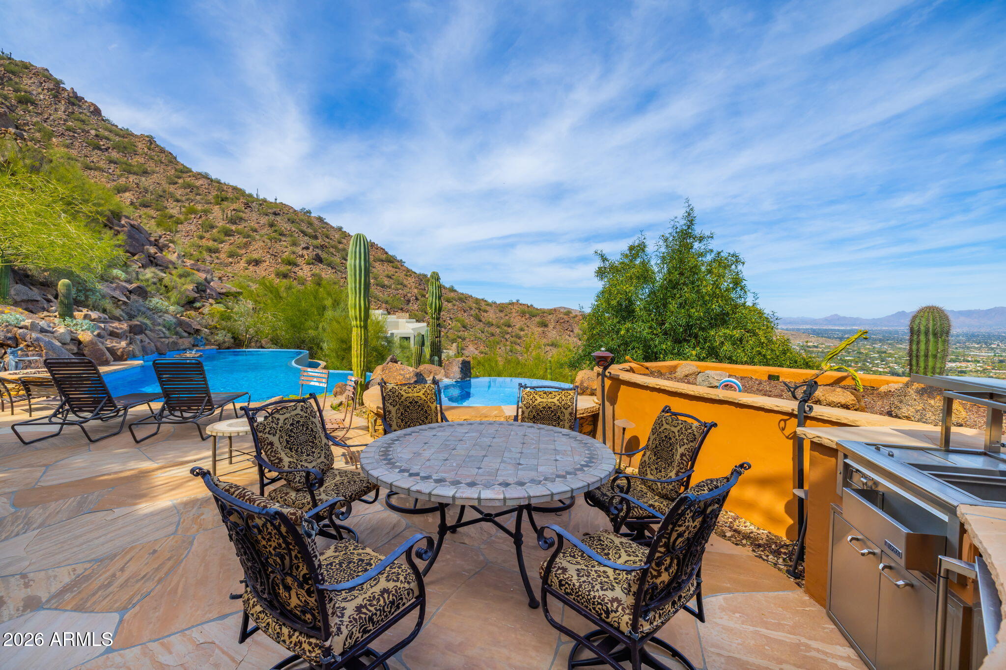 Camelback Mountain Views - Residential