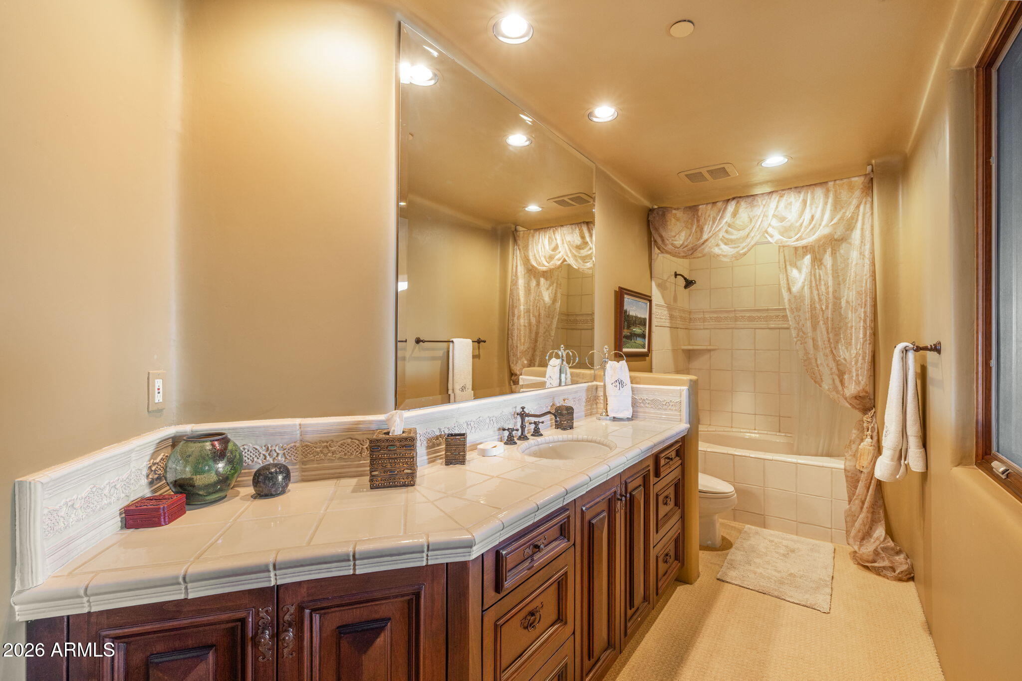 Camelback Mountain Views - Residential
