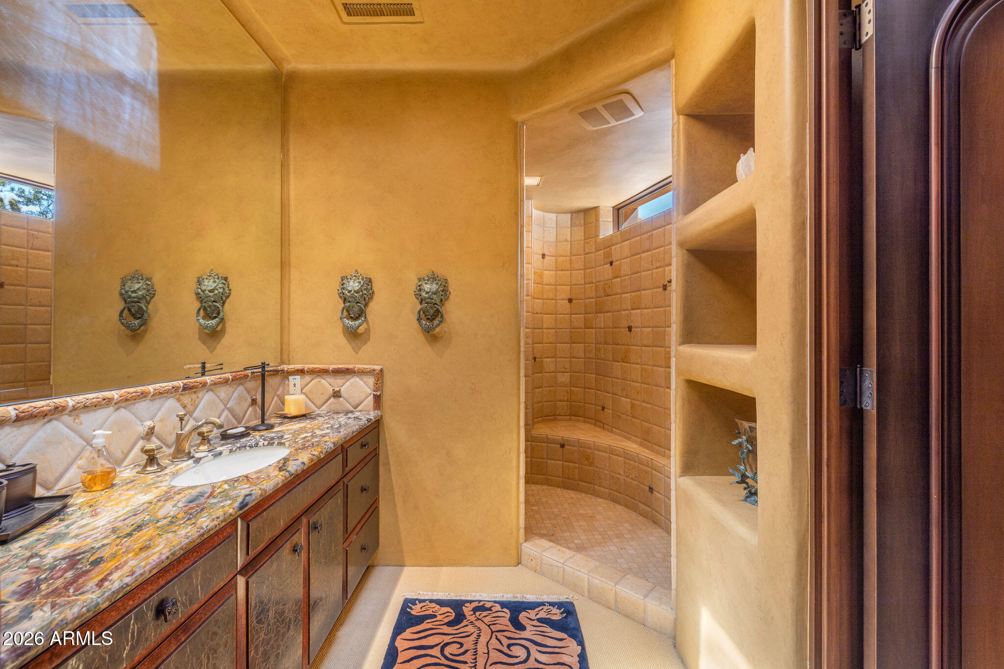 Camelback Mountain Views - Residential