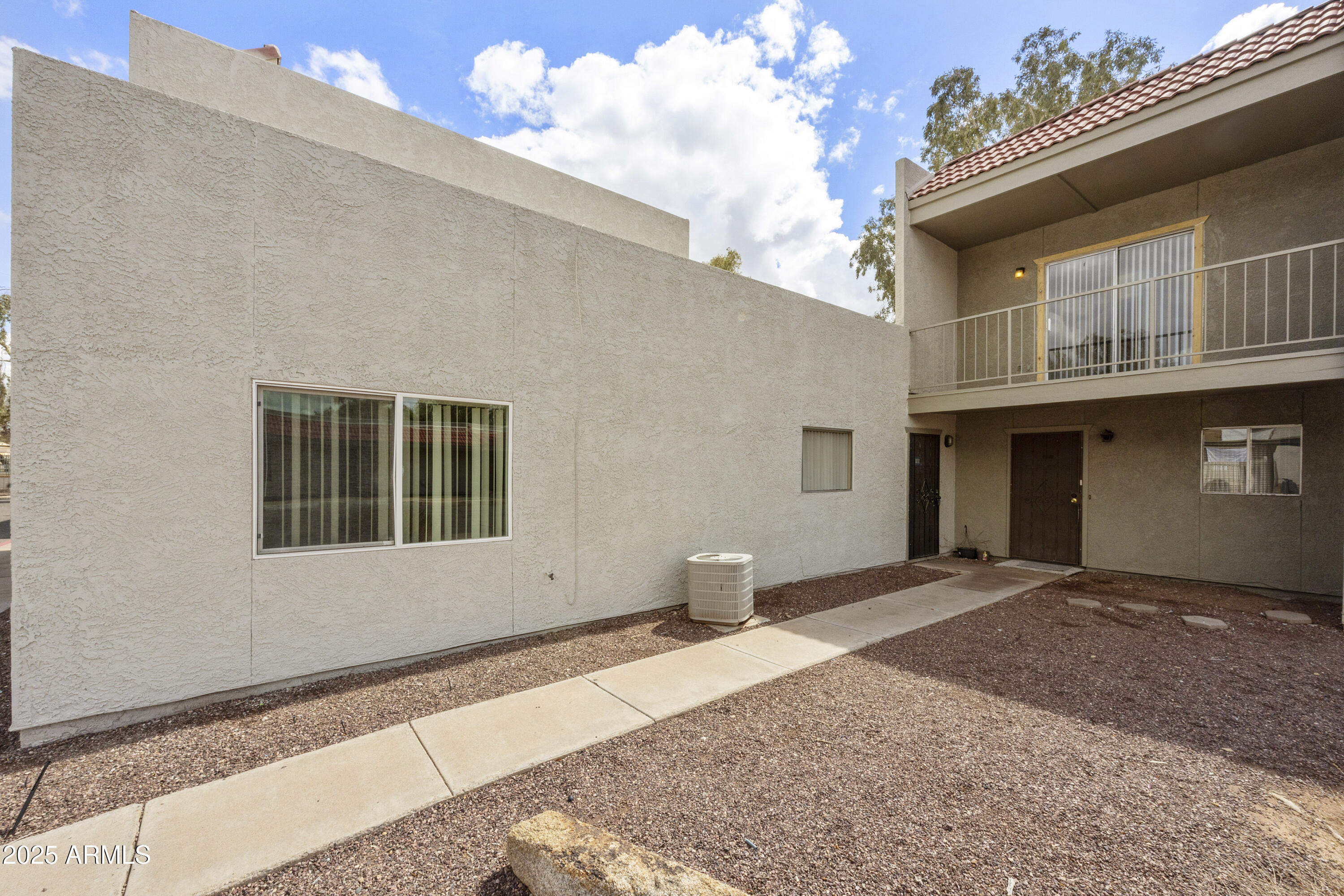 GREENWAY MANOR - Residential Income