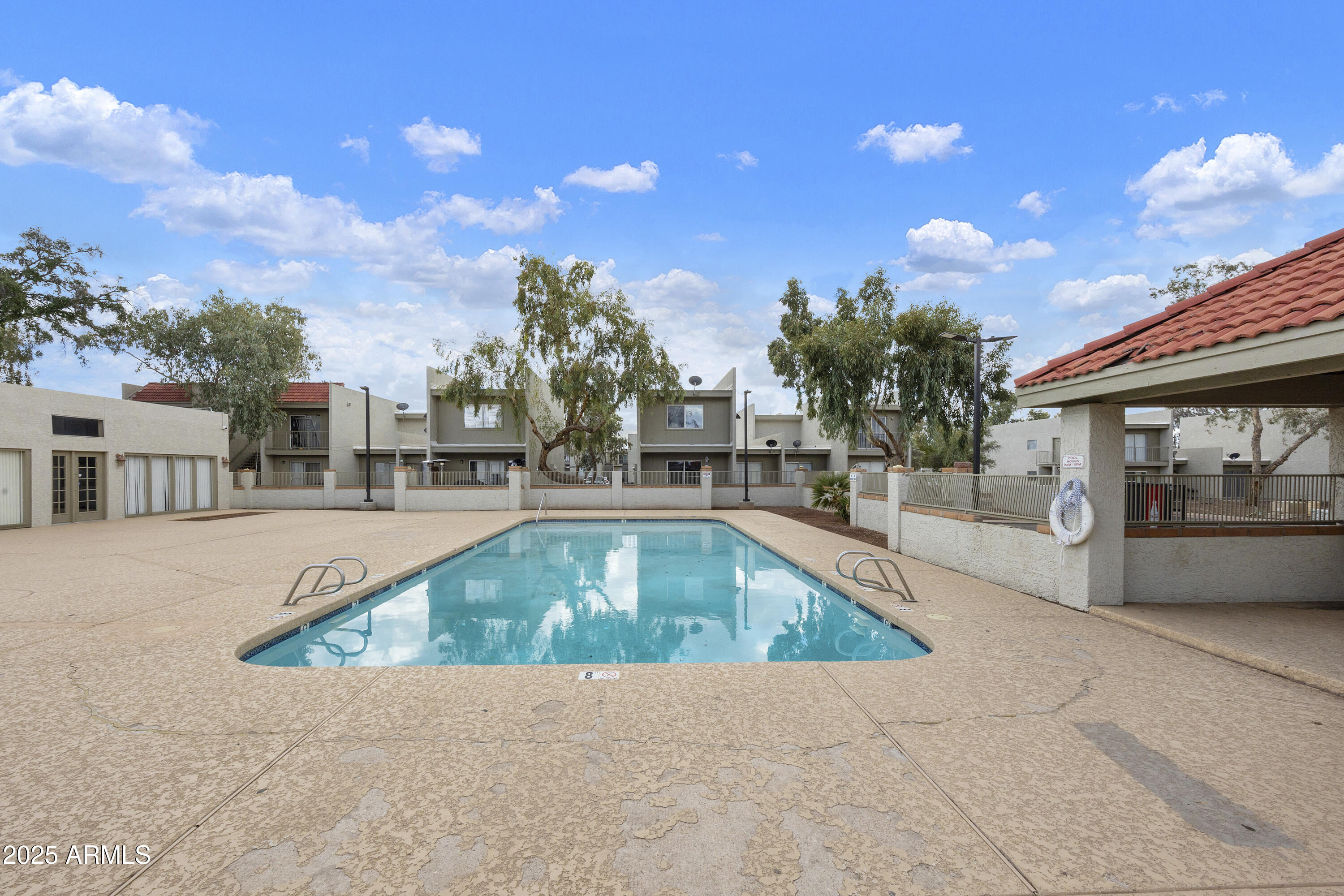 GREENWAY MANOR - Residential Income