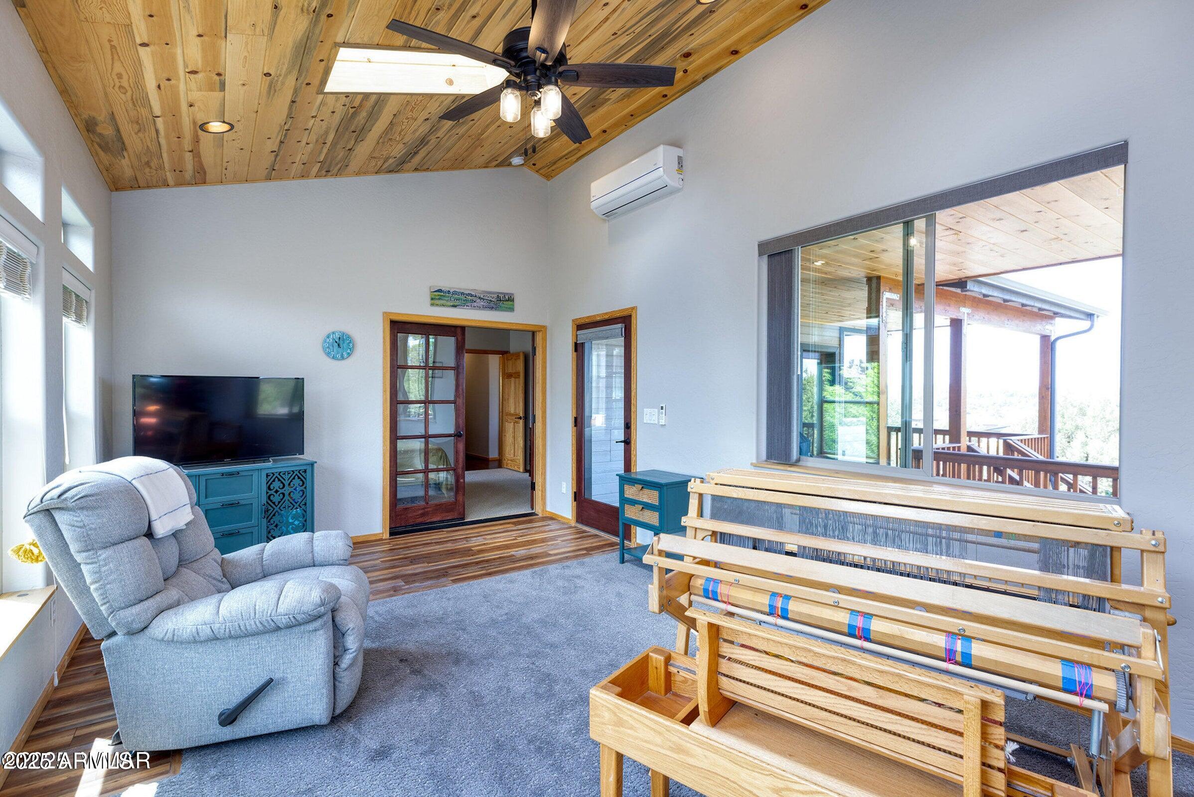 SHOW LOW BLUFF PHASE 1A - Residential