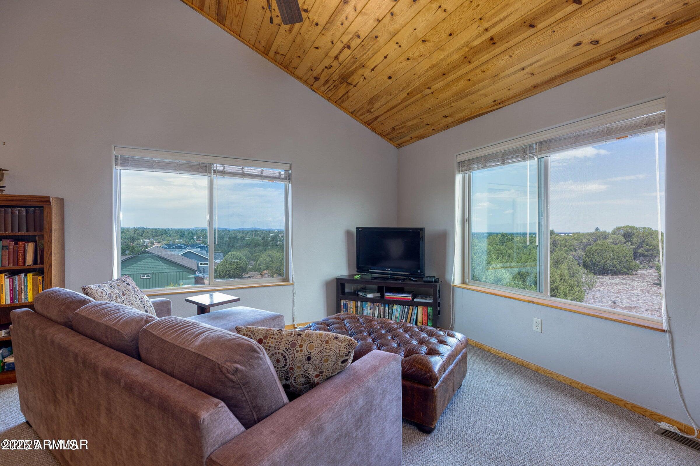 SHOW LOW BLUFF PHASE 1A - Residential
