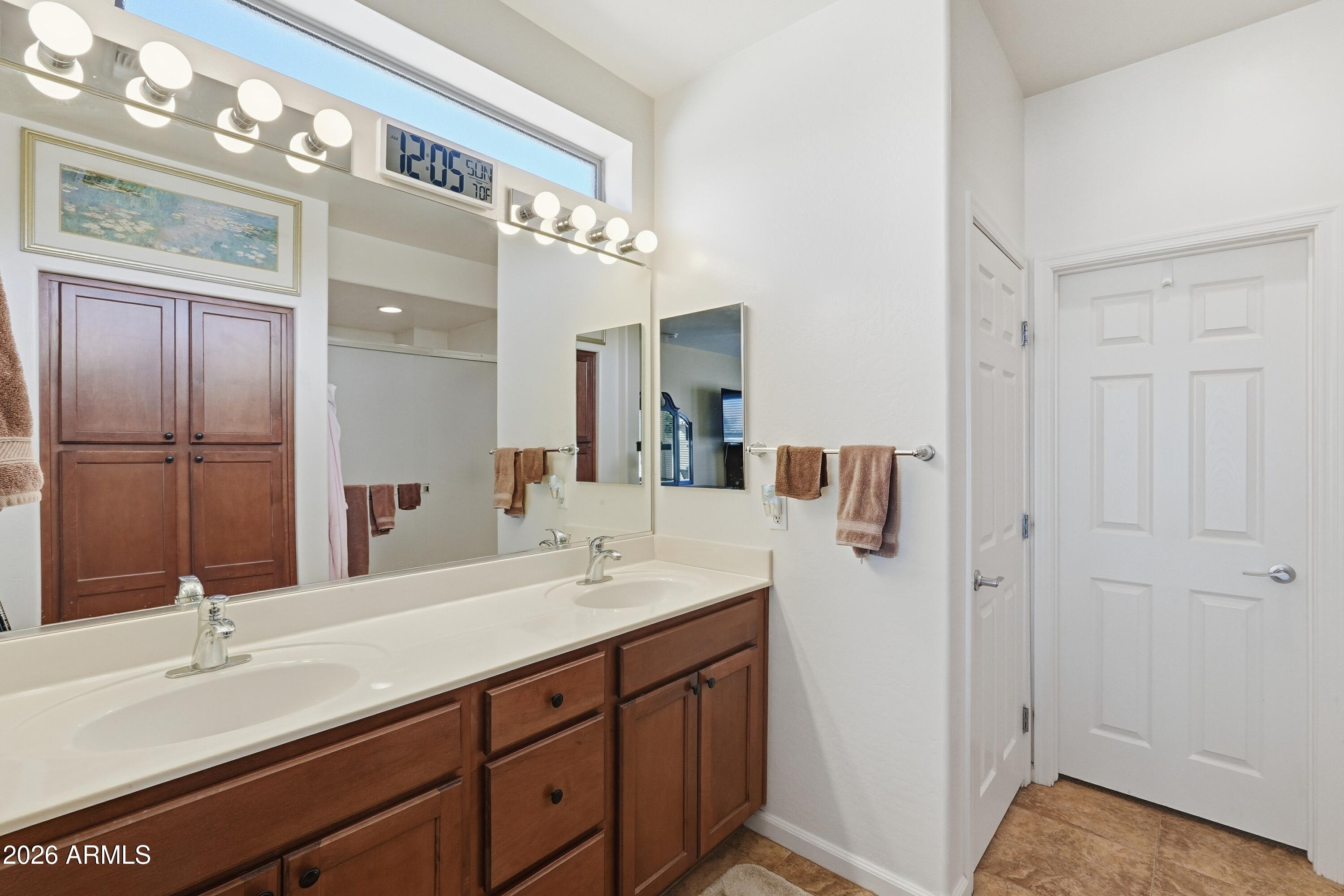 ROBSON RANCH - Residential