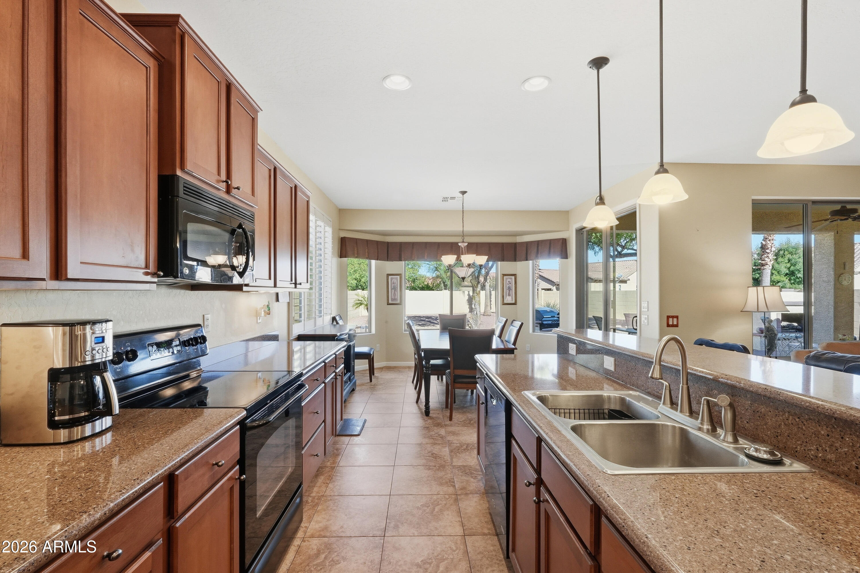 ROBSON RANCH - Residential