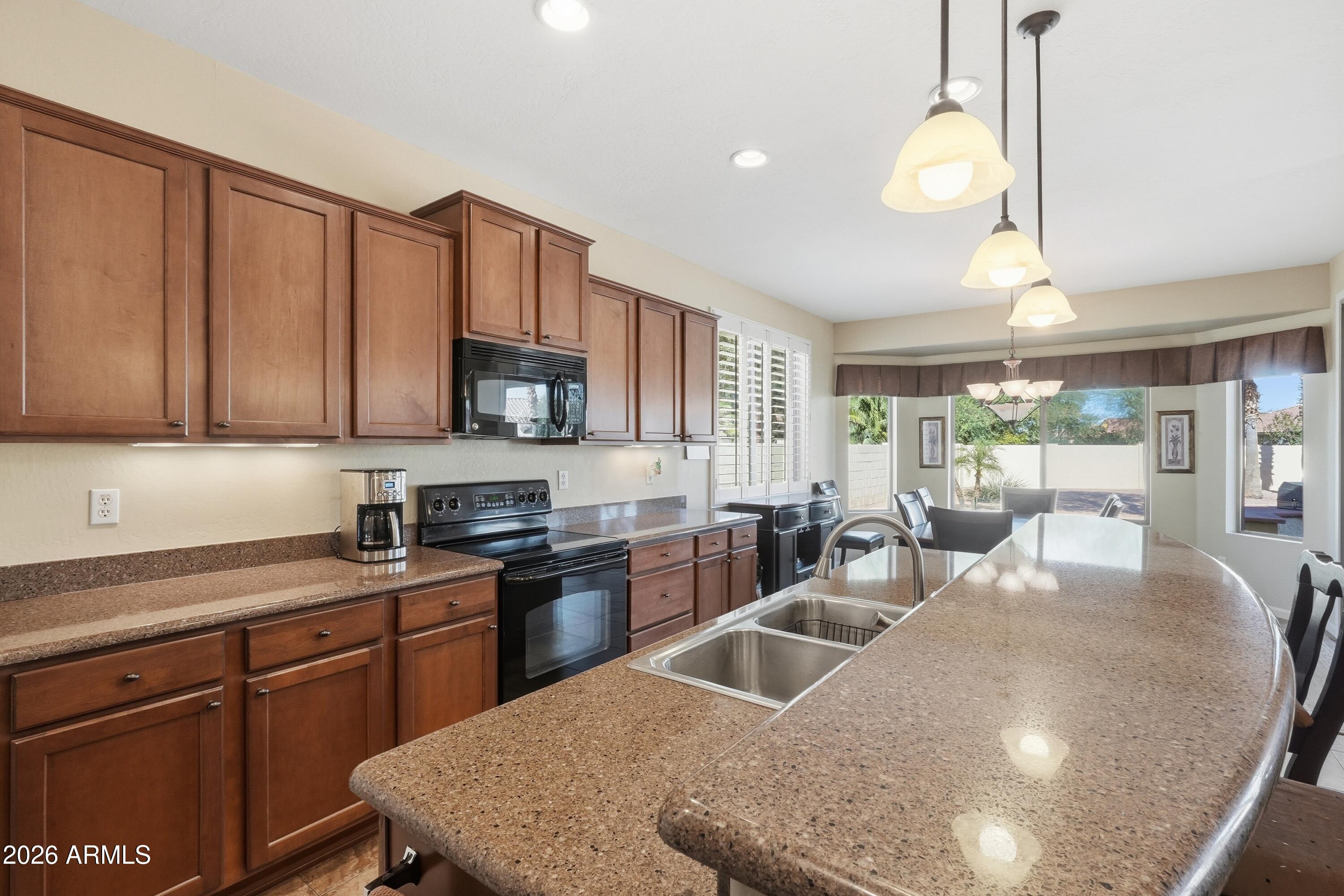 ROBSON RANCH - Residential
