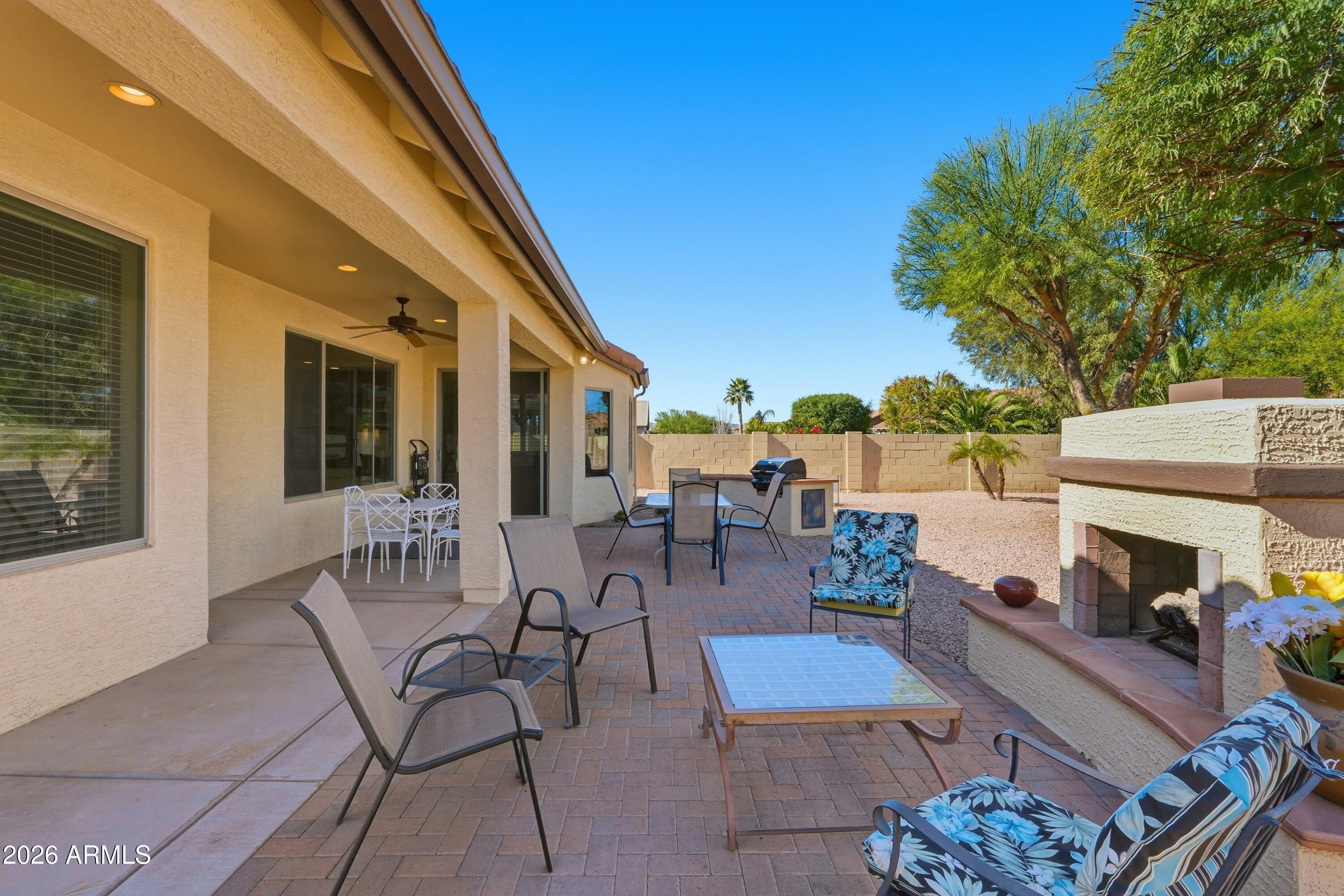 ROBSON RANCH - Residential