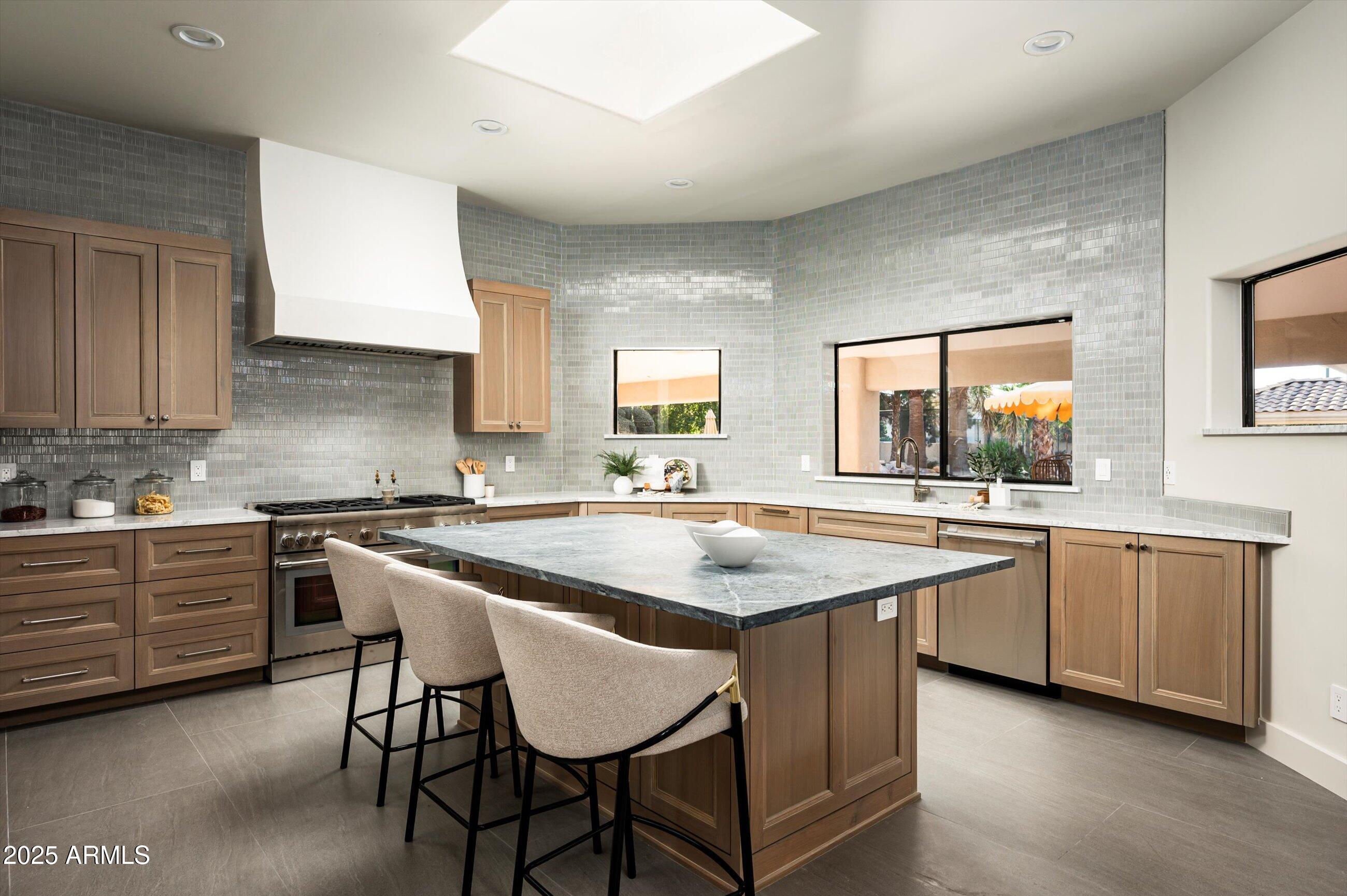DESERT VISTA ESTATES LOT 1-7 - Residential