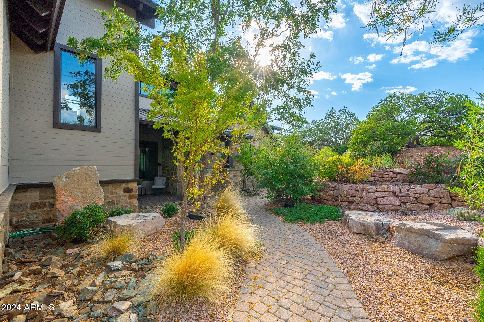 RIM GOLF CLUB PHASE 2 - Residential