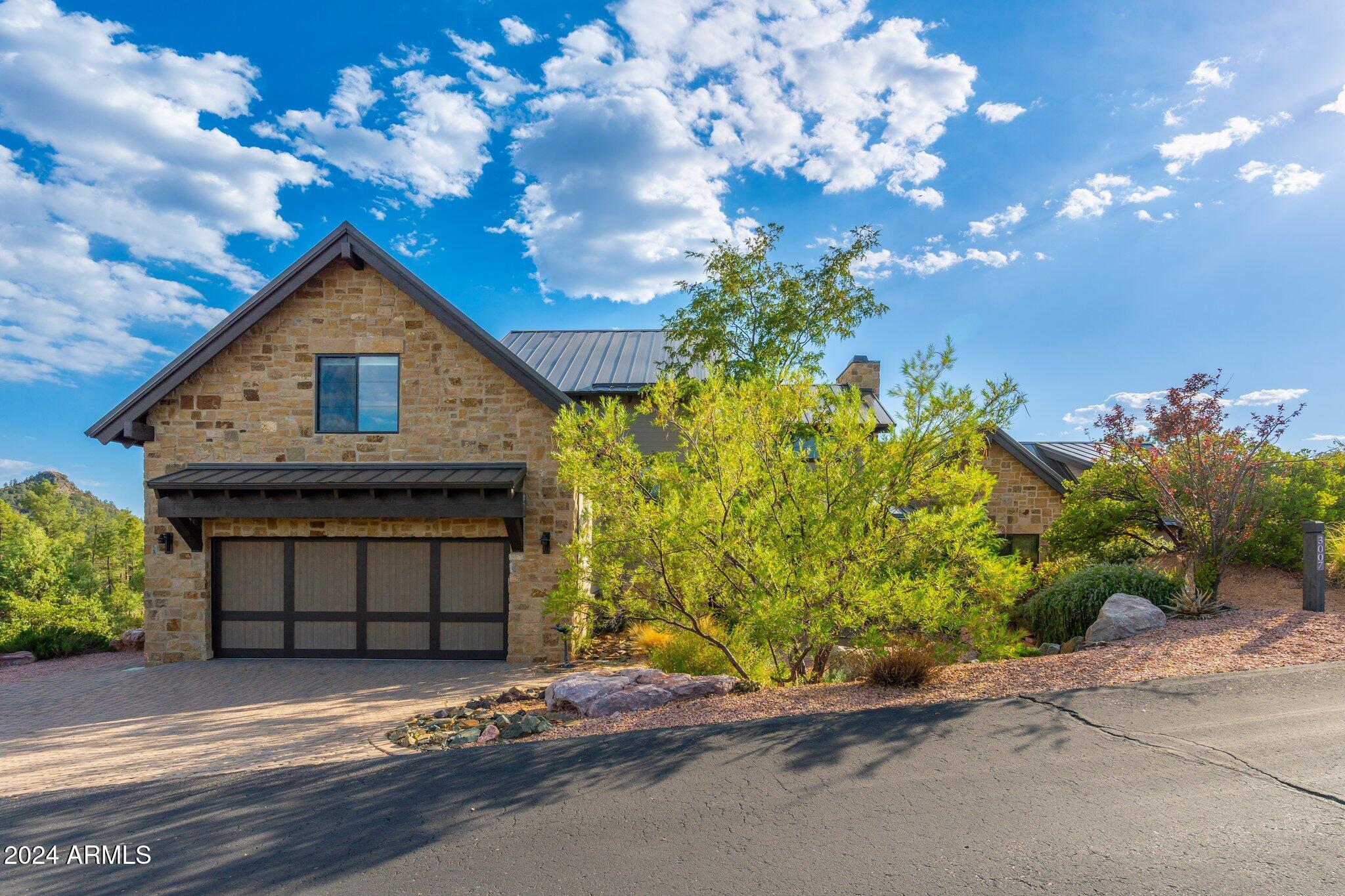 RIM GOLF CLUB PHASE 2 - Residential